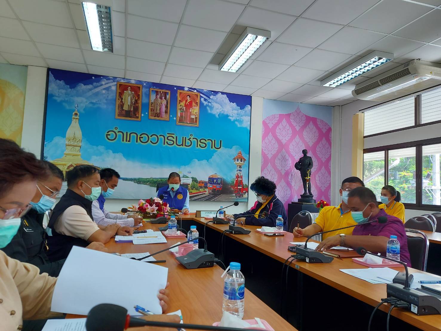 ประมงอำเภอวารินชำราบ เข้าร่วมประชุมหัวหน้าส่วนราชการ หัวหน้าหน่วยงานรัฐวิสาหกิจ ผู้บริหารสถานศึกษา ผู้นำองค์กรปกครองส่วนท้องถิ่น ครั้งที่ 7/2564  ณ ห้องประชุมที่ว่าการอำเภอวารินชำราบ ชั้น 2 อำเภอวารินชำราบ จังหวัดอุบลราชธานี..คลิก