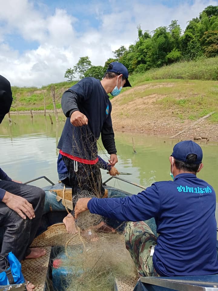 ควบคุมการเฝ้าระวังการทำการประมงพื้นที่แหล่งน้ำจืด ในช่วงฤดูสัตว์น้ำจืดมีไข่ ร่วมกับชปพ.ประมง จนท.อุทยานแห่งชาติเขาแหลม..คลิก