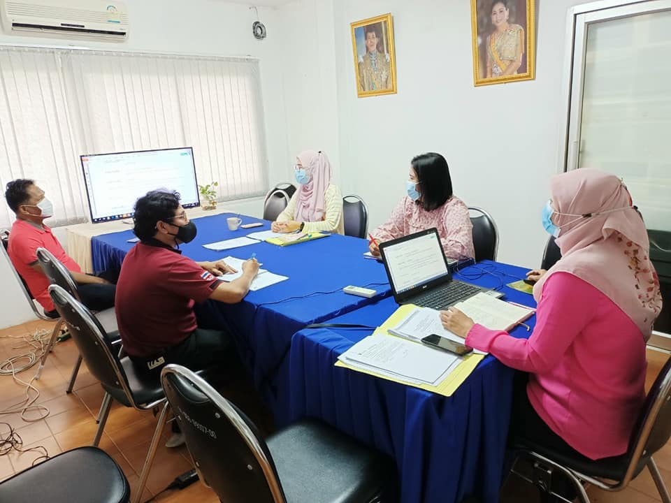 วันที่ 6 กรกฎาคม 2564 : สำนักงานตรวจประมงสตูล  ศูนย์บริหารจัดการด่านตรวจประมง เขต 9 (สตูล) ได้จัดประชุม  เจ้าหน้าที่สำนักงานตรวจประมงสตูล ครั้งที่ 9/2564..คลิก