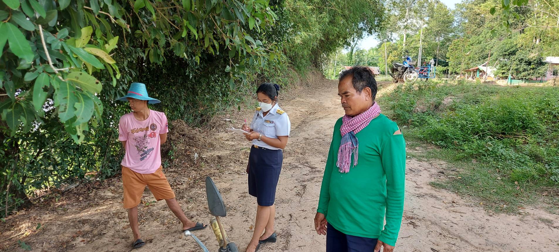 ประมงอำเภอวารินชำราบ ลงพื้นที่สำรวจข้อมูลผลผลิตสัตว์น้ำที่ได้จากเกษตรกรผู้เลี้ยงปลาในกระชัง ณ บริเวณริมแม่น้ำมูล อ.วารินชำราบ จ.อุบลราชธานี..คลิก