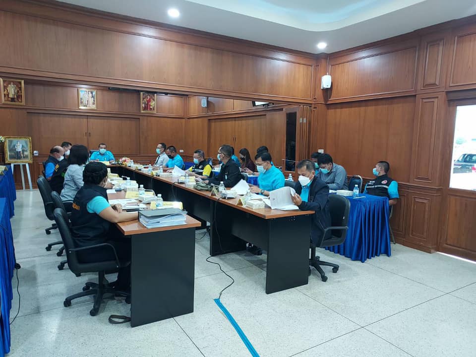 การประชุมคณะทำงานพิจารณาการใช้ประโยชน์พื้นที่เลี้ยงปลาเชิงพาณิชย์ (ทุ่งแว่น) และการก่อสร้างสะพานและปรับปรุงถนน อ.เมืองนครสวรรค์..คลิก