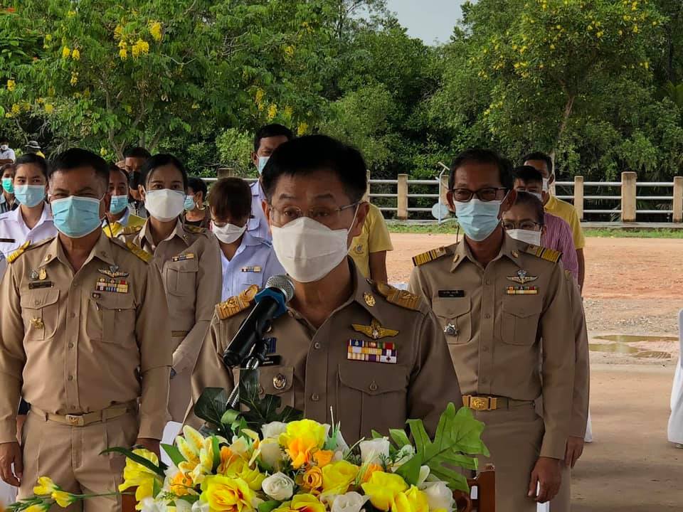พิธีปล่อยพันธุ์กุ้งกุลาดำ จำนวน 1,500,000 ตัว และลูกพันธุ์ปลาน้ำจืดจำนวน 100,000 ตัว เนื่องในโอกาสวันเฉลิมพระชนมพรรษาพระบาทสมเด็จพระเจ้าอยู่หัว ๒๘ กรกฎาคม ๒๕๖๔ ณ ท่าน้ำวัดบุญนาคประชาสรรค์ ตำบลยี่สาร อำเภออัมพวา จังหวัดสมุทรสงคราม..คลิก