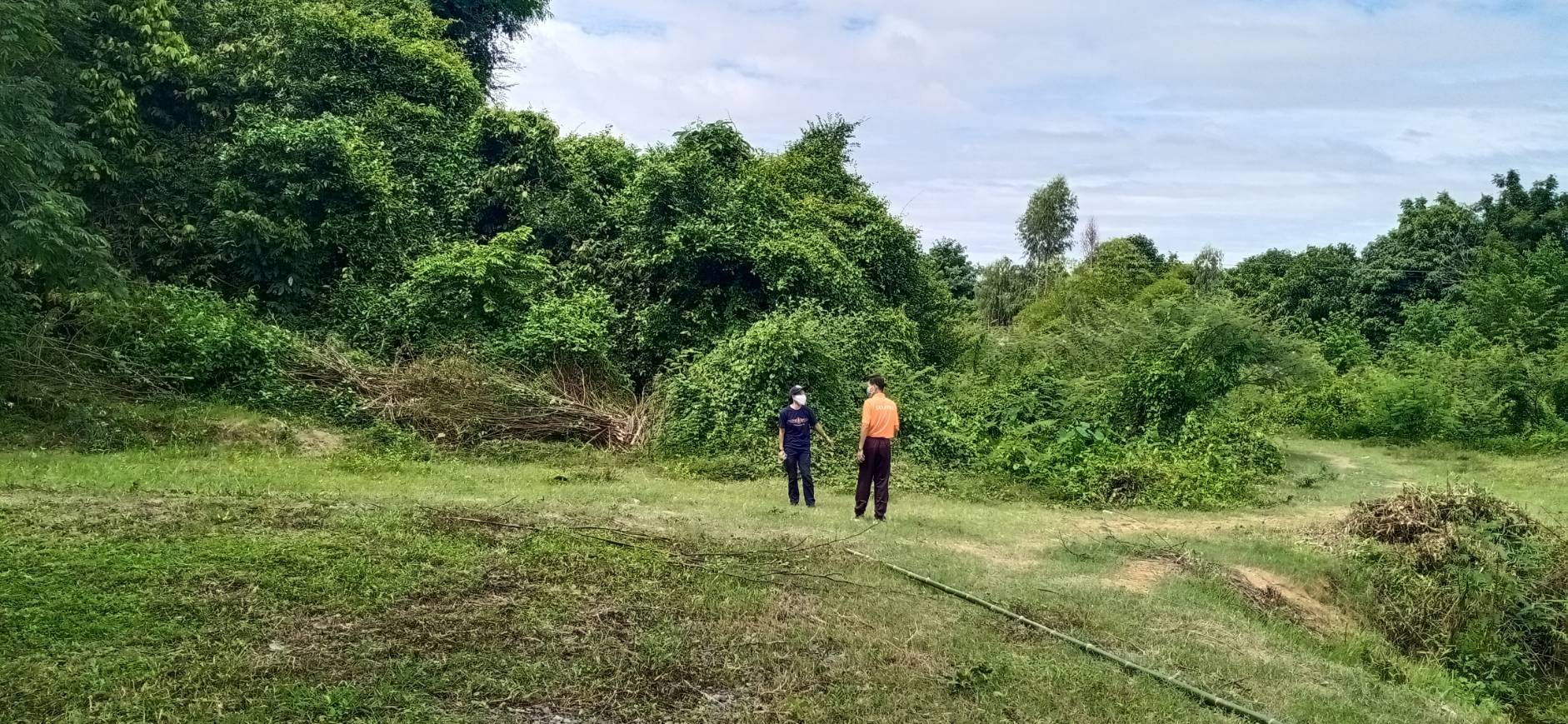 ตรวจเข้มคุณภาพน้ำ ณ ฝายน้ำล้นคลองบ้านนา วัดเนินสะอาด เนื่องในโอกาสสำคัญที่จะเกิดขึ้นในเร็วๆ นี้
