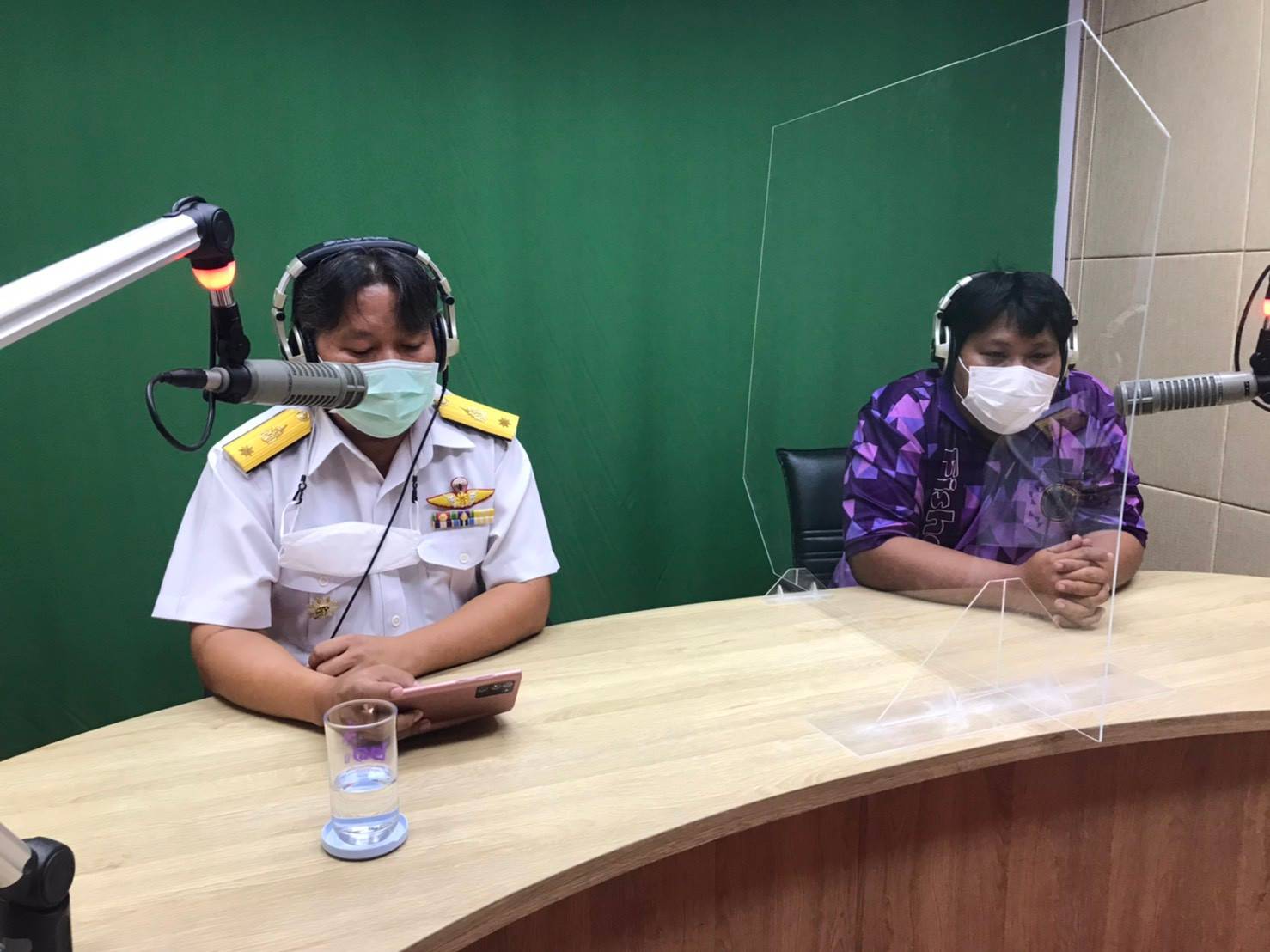 รายการวิทยุกระทรวงเกษตรและสหกรณ์พบเกษตรกรในการนี้ ศูนย์วิจัยและพัฒนาการเพาะเลี้ยงสัตว์น้ำจืดอำนาจเจริญ ได้ประชาสัมพันธ์เกี่ยวกับการแนะนำสูตรอาหารลดต้นทุนด้วยส่วนผสมจากวัสดุในท้องถิ่น ราคาพันธุ์สัตว์น้ำ