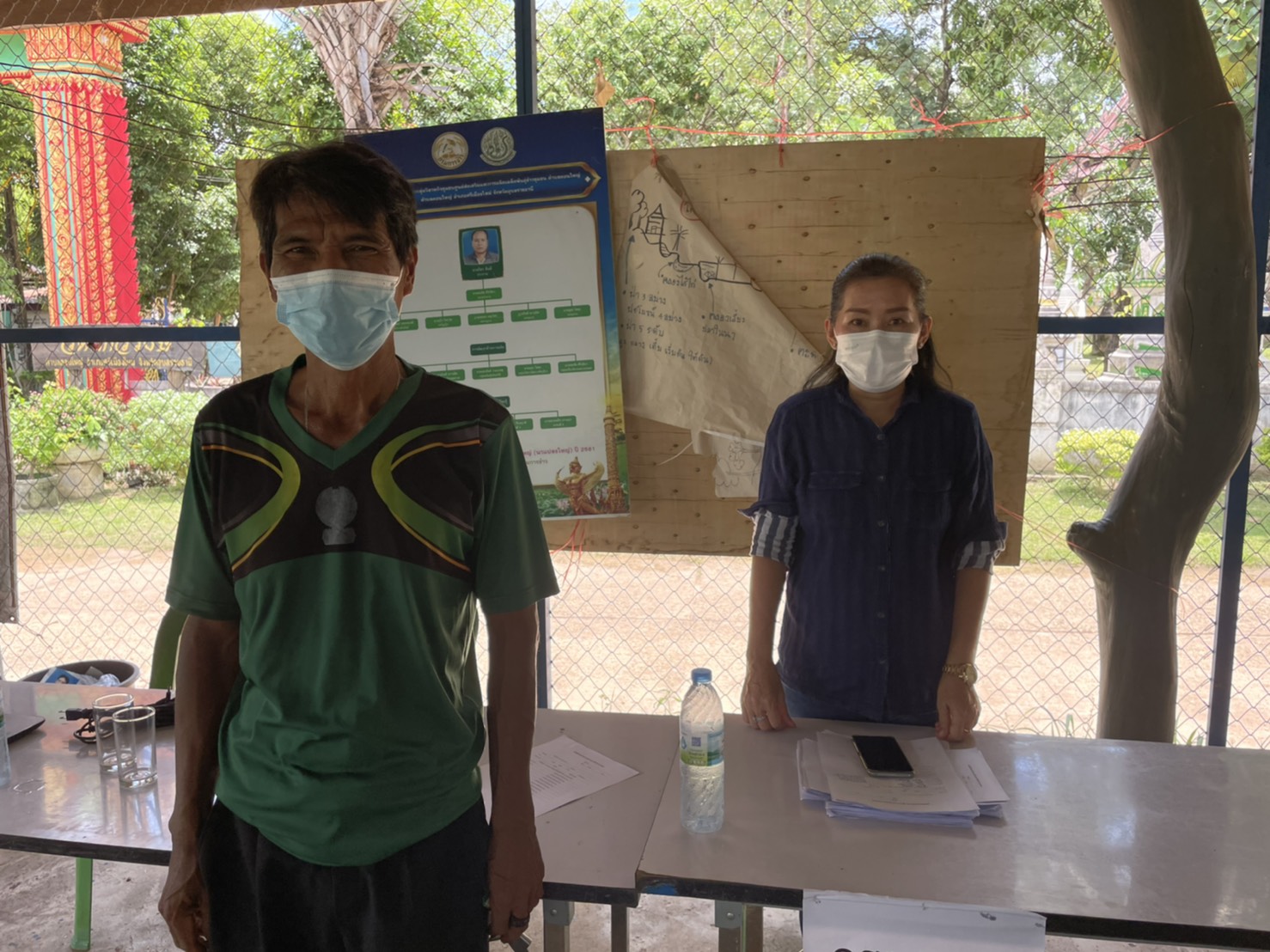 การรับขึ้นทะเบียนผู้ทำการประมง (ทบ.3) ให้กับชาวประมงที่ทำการประมงในห้วยตุงลุง  ตำบลดอนใหญ่ อำเภอศรีเมืองใหม่ จังหวัดอุบลราชธานี..คลิก