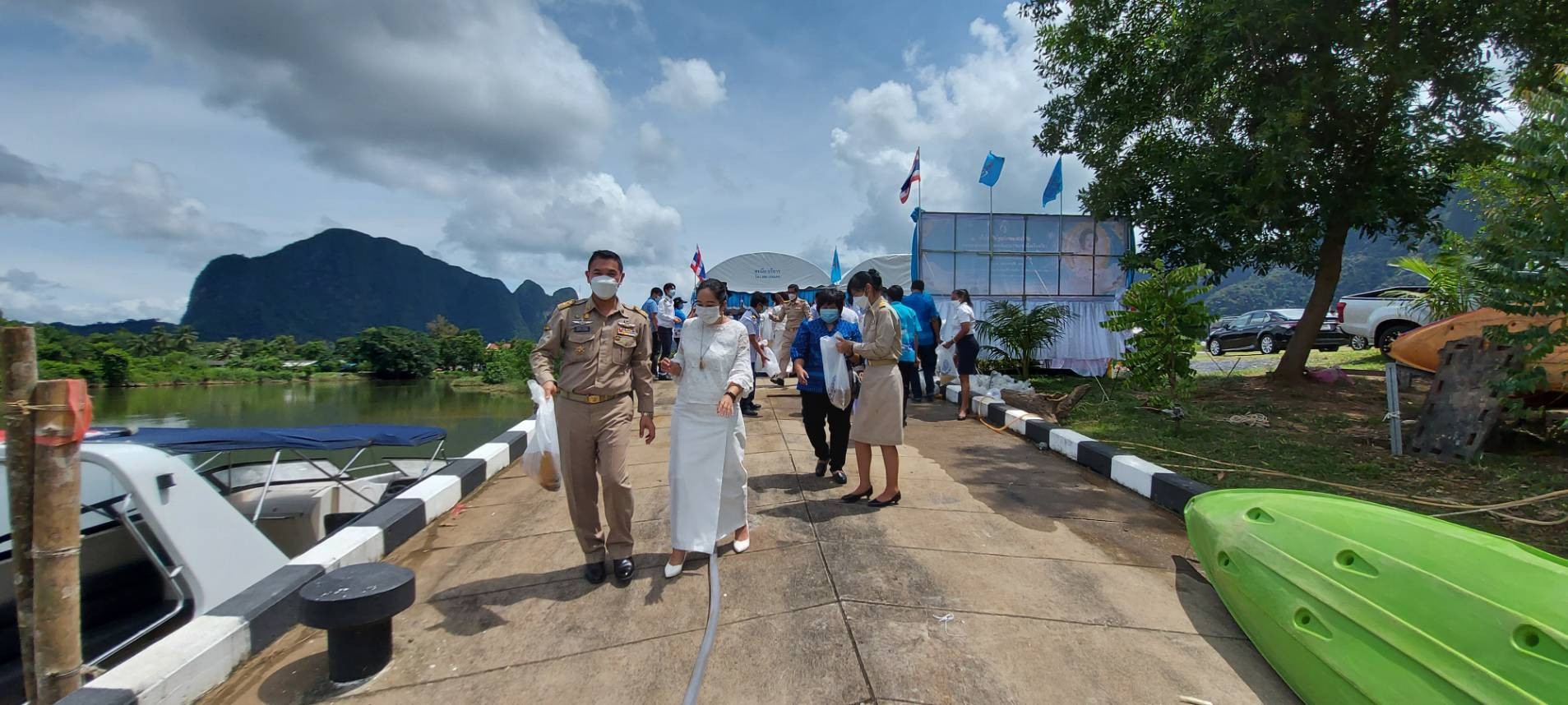 วันที่ ๑๙ สิงหาคม ๒๕๖๔ ประมงจังหวัดพังงา และคณะกรรมการขับเคลื่อนนโยบายของกรมประมง (FC)..คลิก