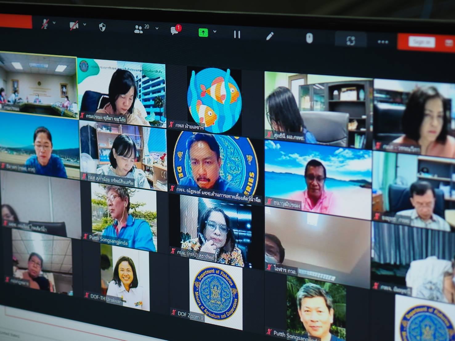 นายเฉลิมชัย สุวรรณรักษ์ รองอธิบดีกรมประมง เป็นประธานการประชุมคณะกรรมการป้องกัน ควบคุม และแก้ไขการดื้อยาต้านจุลชีพในสัตว์น้ำและผลิตภัณฑ์สัตว์น้ำ ครั้งที่ 3/2564..คลิก