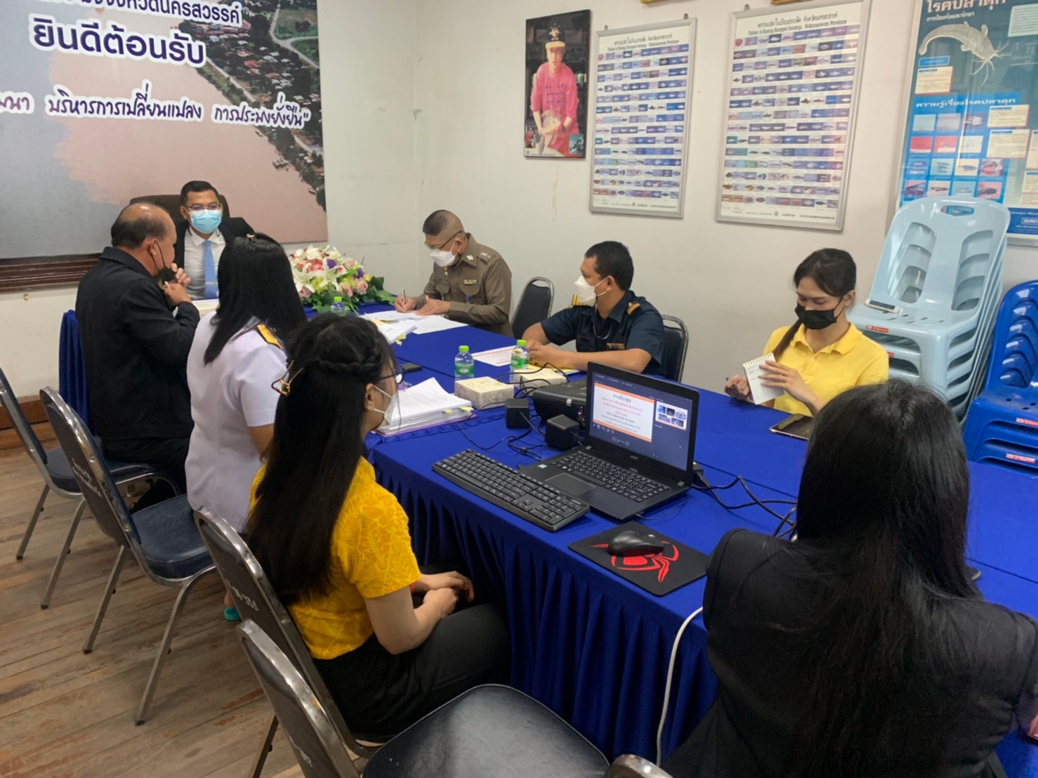 ประชุมคณะกรรมการเปรียบเทียบจังหวัดนครสวรรค์ตามพระราชกำหนดการประมง พ.ศ. 2558  ครั้งที่ 1/2564 พิจารณาเปรียบเทียบปรับผู้ต้องหา 6 ราย กรณีใช้อวนทับตลิ่งในเขตบึงบอระเพ็ดโดยไม่ได้รับอนุญาต..คลิก