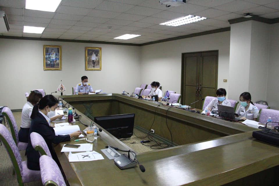 ดร.ถาวร ทันใจ รองอธิบดีกรมประมง เป็นประธานการประชุมคณะกรรมการบริหารลูกหนี้ค้างจ่ายของเงินทุนหมุนเวียน เพื่อประกอบอาชีพการประมงทะเลหรือเพาะเลี้ยงสัตว์น้ำ ครั้งที่ 4/2564..คลิก