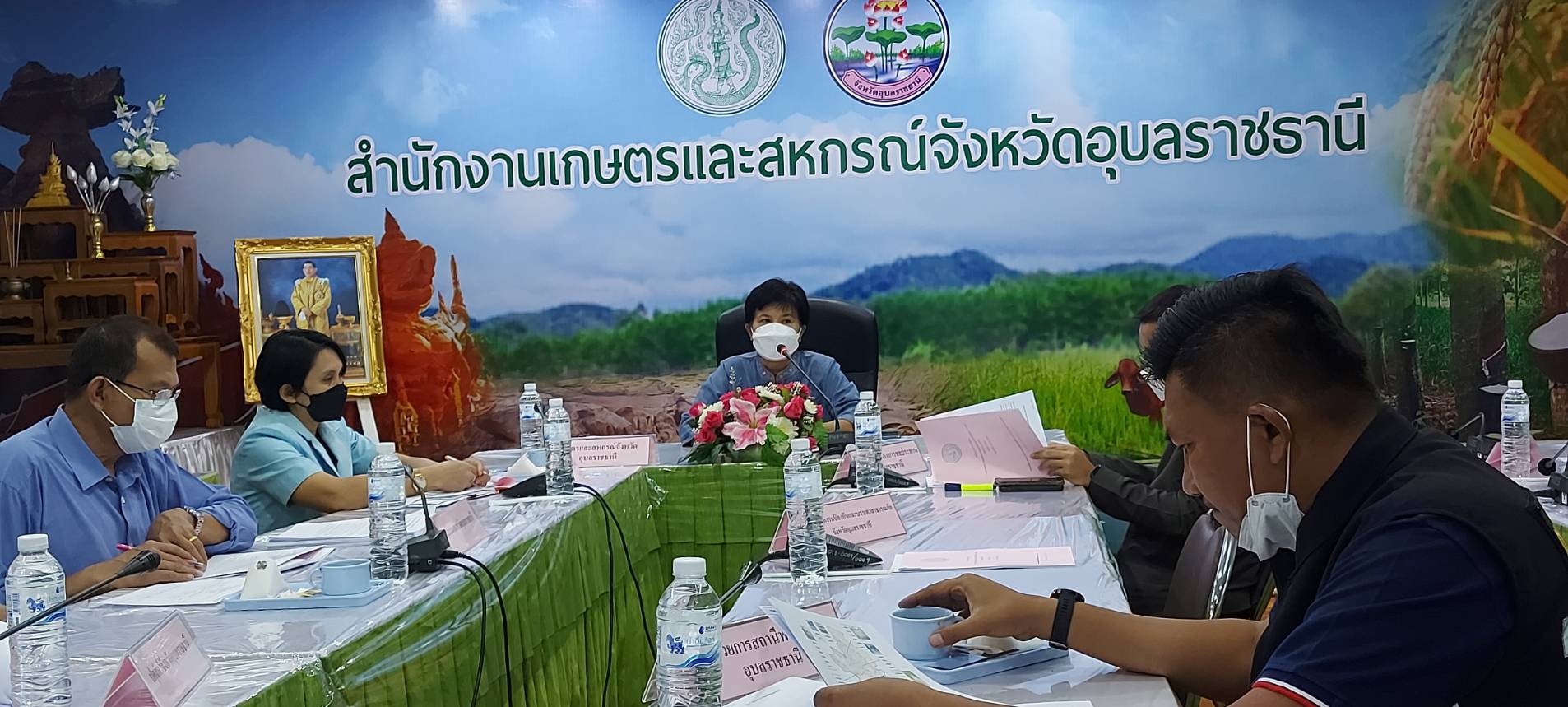 หัวหน้ากลุ่มบริหารจัดการด้านการประมง เข้าร่วมประชุมคณะกรรมการศูนย์ติดตามและแก้ไขปัญหาภัยพิบัติด้านการเกษตรจังหวัดอุบลราชธานี ณ ห้องประชุมยางนา สำนักงานเกษตรและสหกรณ์จังหวัดอุบลราชธานี..คลิก
