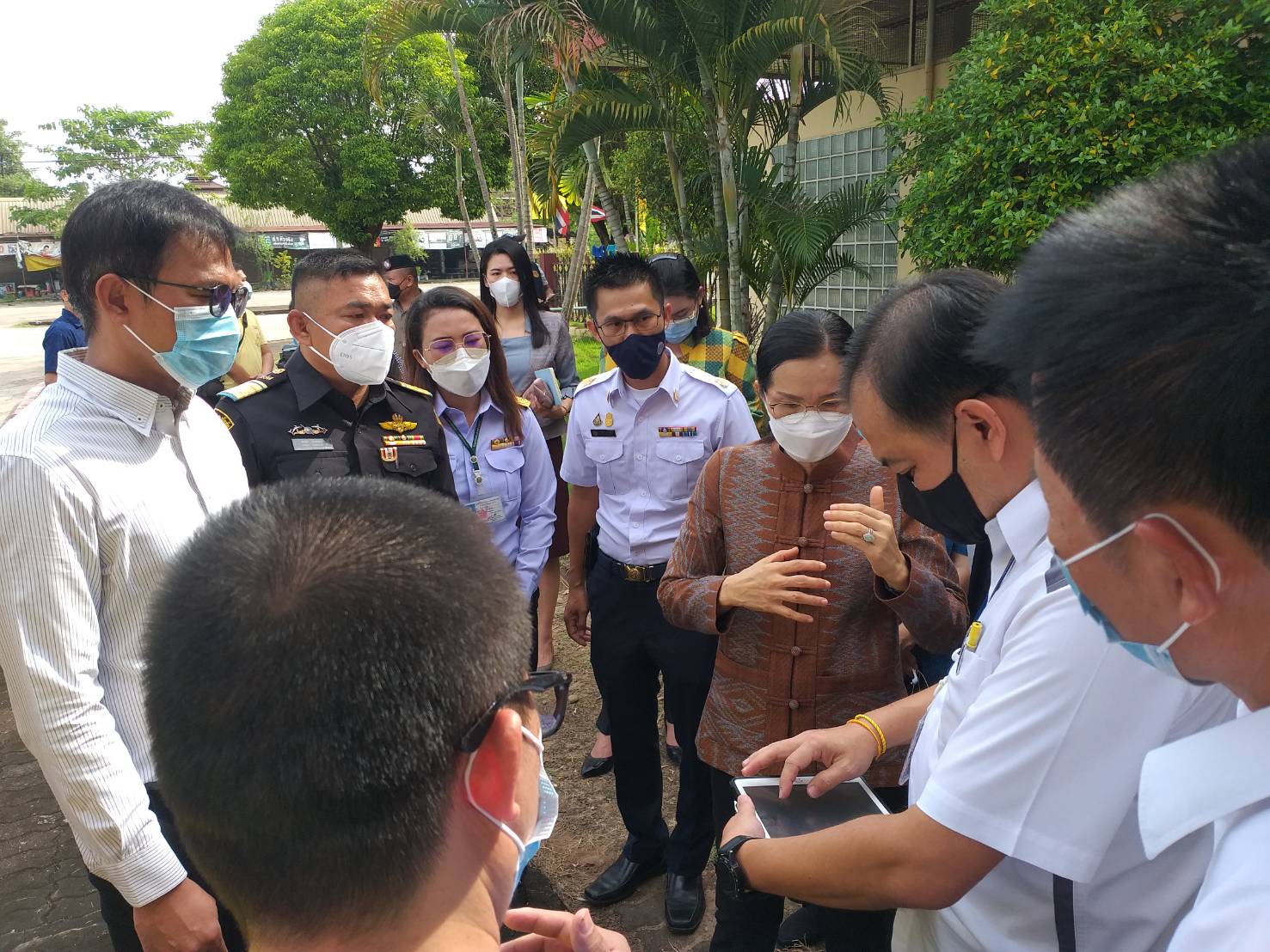 ประชุมและลงพื้นที่ตรวจติดตามผลการดำเนินงานโครงการการเตรียมความพร้อมเพื่อรองรับการให้บริการเส้นทางรถไฟสายไทย-ลาว-จีน..คลิก