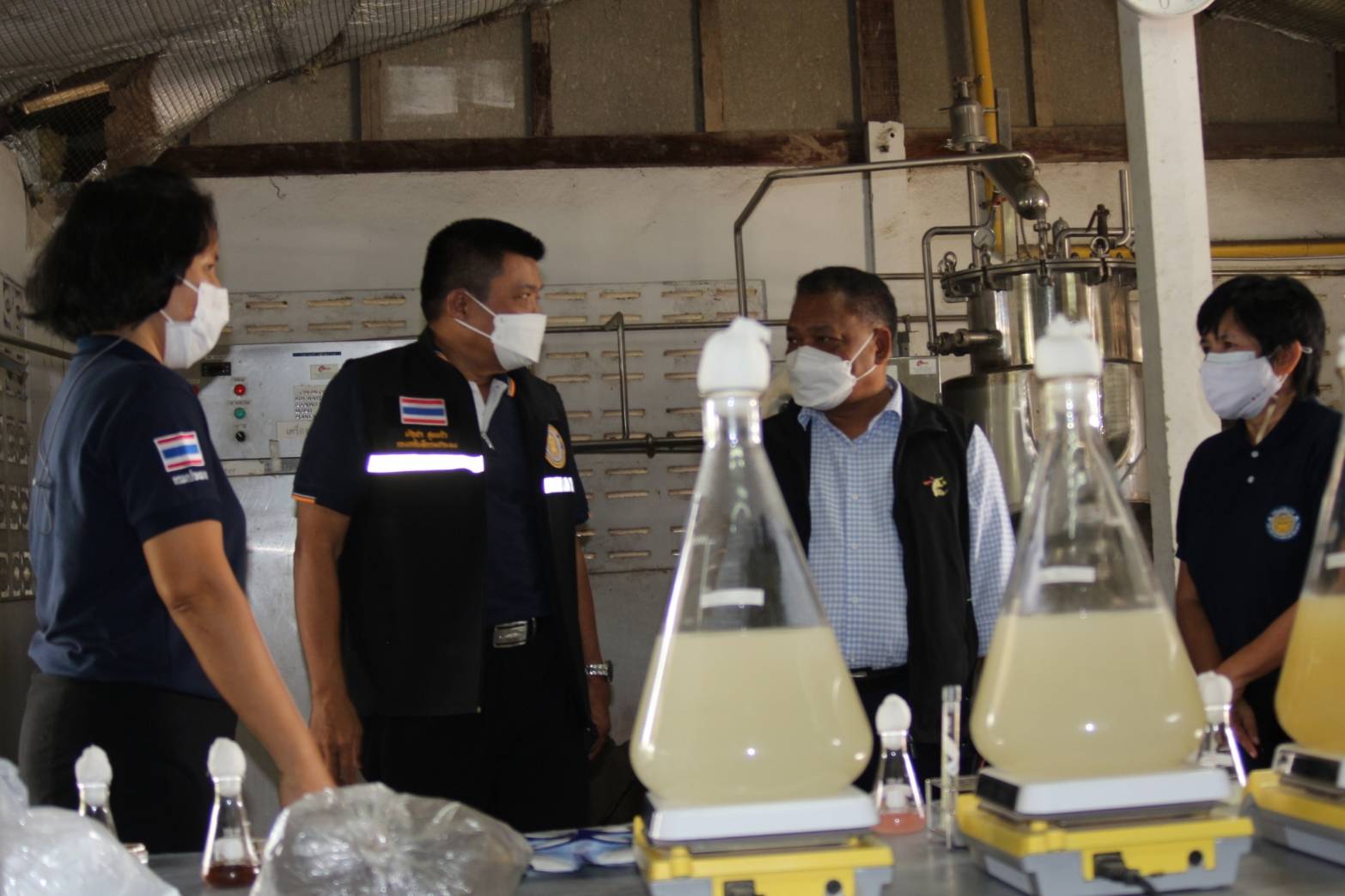 ตรวจเยี่ยมข้าราชการพื้นที่จังหวัดสมุทรสาคร