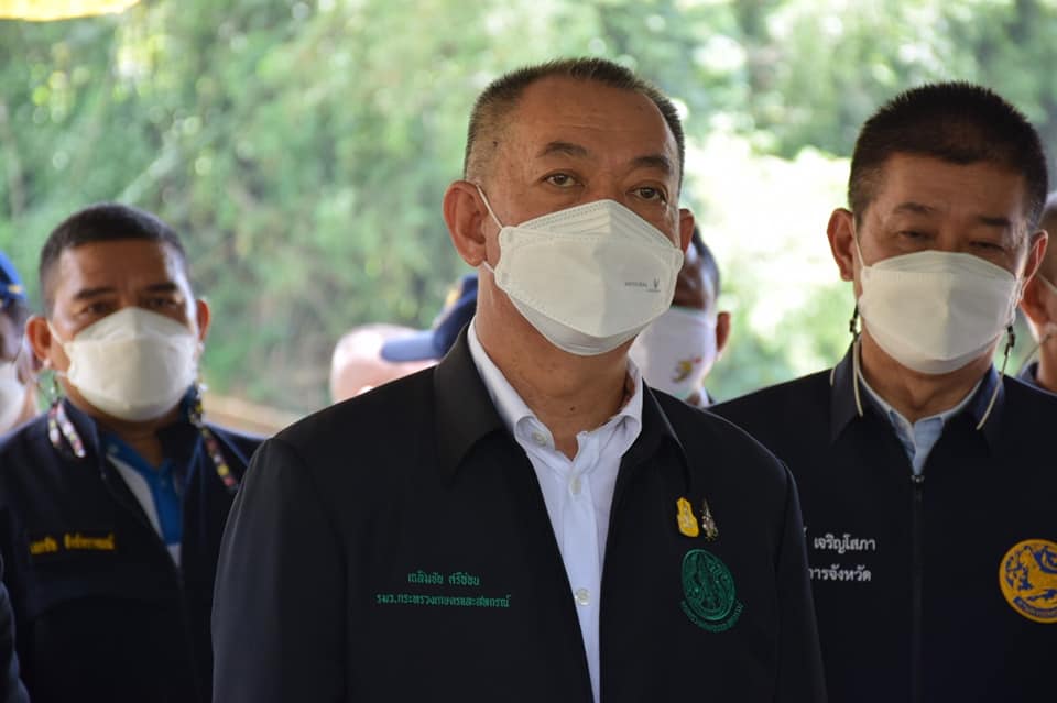 ดร.เฉลิมชัย ศรีอ่อน รัฐมนตรีว่าการกระทรวงเกษตรและสหกรณ์ และคณะผู้บริหาร กษ.และหน่วยงานในสังกัด ลงพื้นที่ติดตามสถานการณ์และการบริหารจัดการน้ำในพื้นที่จังหวัดตรัง..คลิก