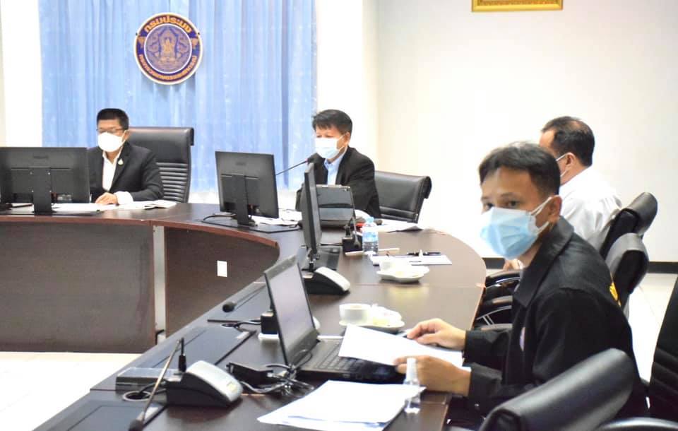 นายบัญชา สุขแก้ว รองอธิบดีกรมประมง ประธานการประชุม พร้อมด้วยเจ้าหน้าที่ที่เกี่ยวข้องร่วมประชุมคณะอนุกรรมการกลั่นกรองกฎหมาย ในภาคประมง และแรงงานภาคประมง ครั้งที่ 25/2564..คลิก