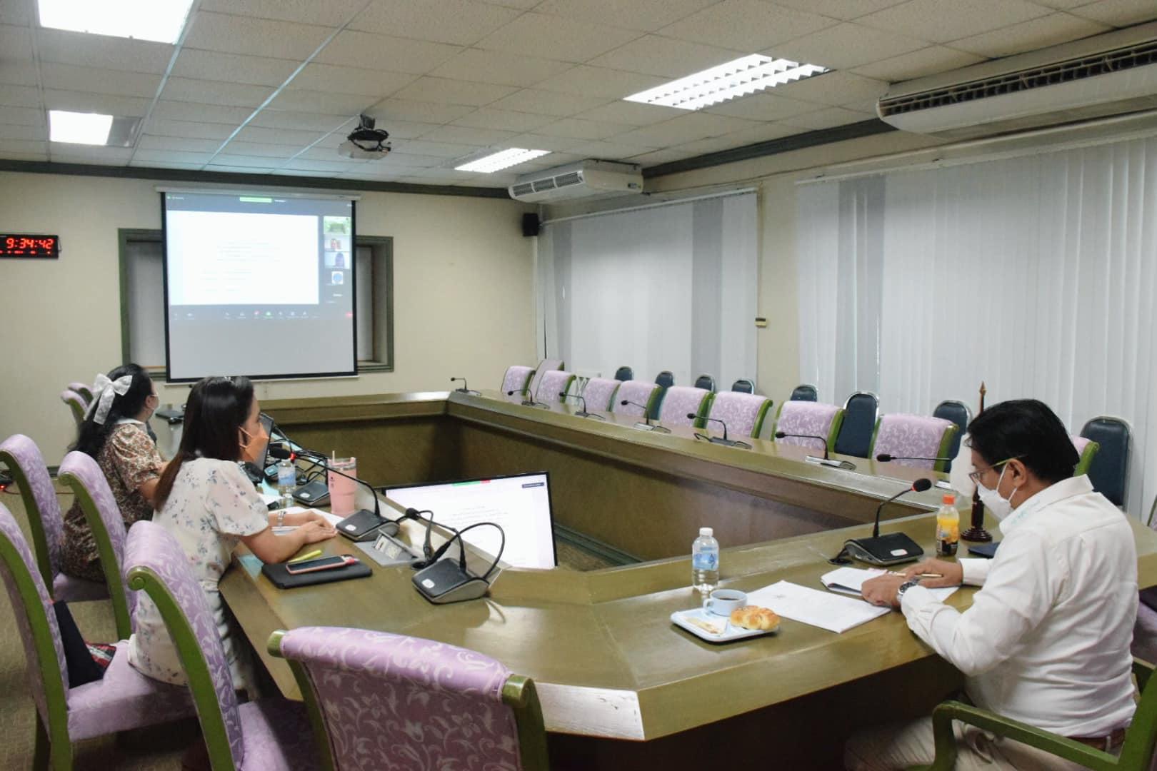 การประชุมคณะทำงานพิจารณายกร่างกฎหมายลำดับรองภายใต้พระราชบัญญัติสงวนและคุ้มครองสัตว์ป่า พ.ศ. 2562 ครั้งที่ 9/2564..คลิก