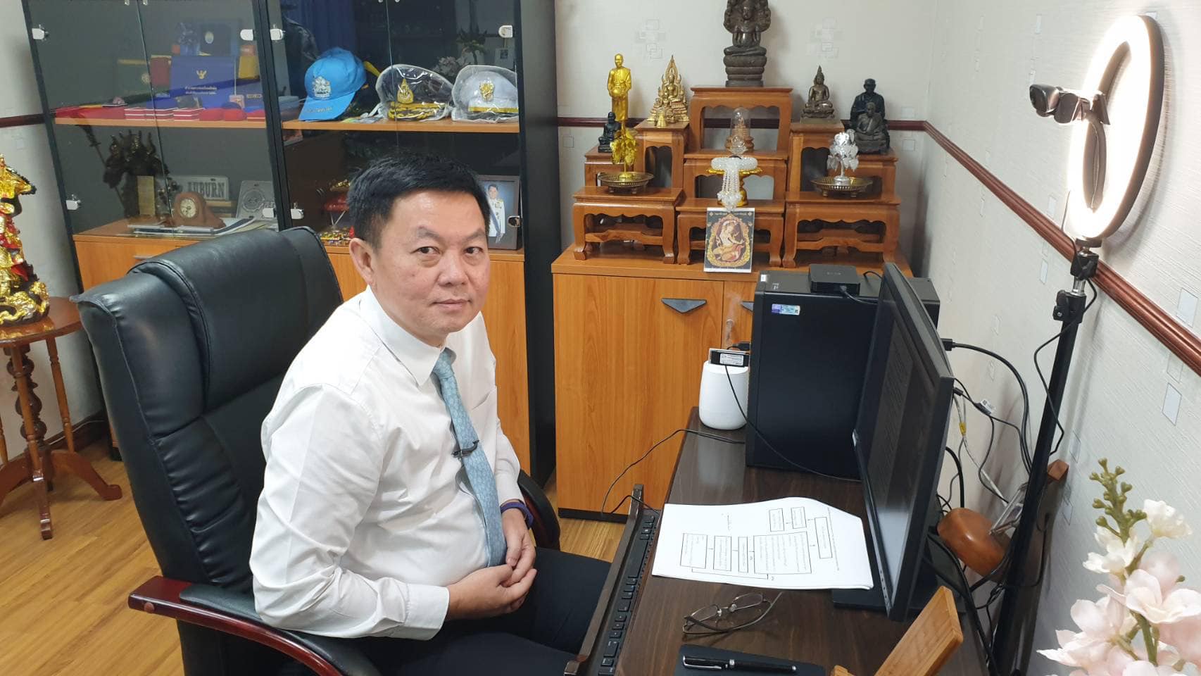 ดร.ถาวร ทันใจ รองอธิบดีกรมประมง เป็นประธานการประชุมพิจารณากำหนดแนวทางการขอรับการสนับสนุนงบประมาณงานวิจัย จากหน่วยงาน PMU และหน่วยงานอื่นๆ..คลิก