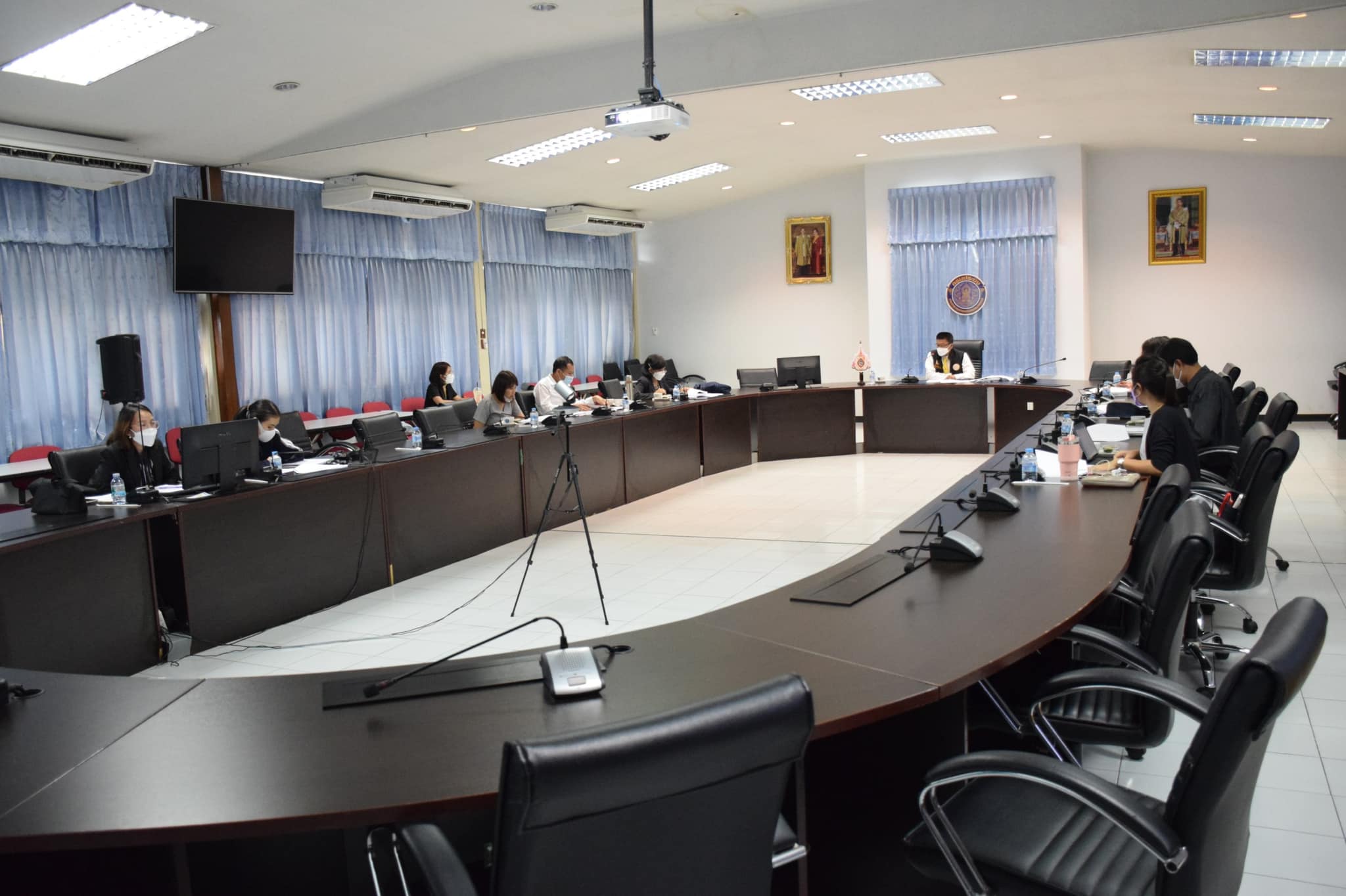 นายบัญชา สุขแก้ว รองอธิบดีกรมประมง เป็นประธานการประชุมเตรียมการ การประชุมคณะอนุกรรมการป้องกัน แก้ไขปัญหา และประสานงานการปฏิบัติเกี่ยวกับผลกระทบของการทำการประมงต่อสัตว์ทะเลเลี้ยงลูกด้วยนม ครั้งที่ 3/2564..คลิก