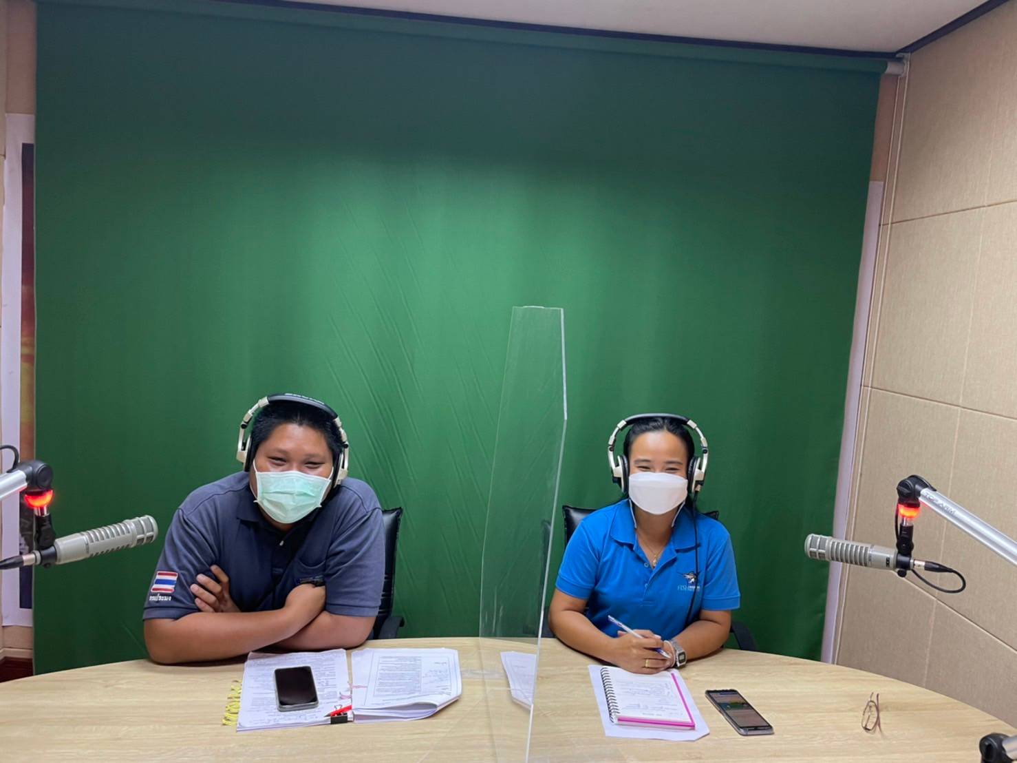 ดำเนินรายการวิทยุกระทรวงเกษตรและสหกรณ์ พบเกษตรกร 