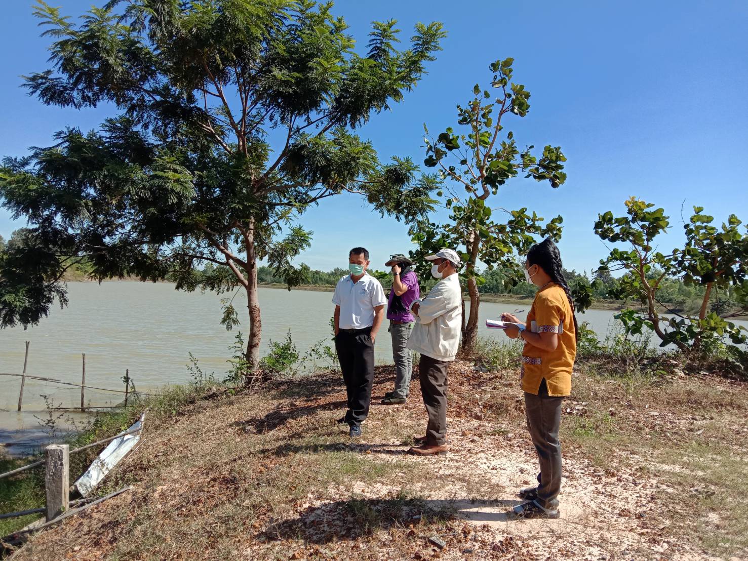 ติดตามงานโครงการธนาคารสินค้าเกษตรกิจกรรมสนับสนุนธนาคารผลผลิตสัตว์น้ำแบบมีส่วนร่วมแหล่งน้ำอ่างเก็บน้ำห้วยบุญทันและสำรวจข้อมูลแหล่งน้ำทำนบห้วยนาน้อย ตำบลพระเหลา เพื่อดำเนินโครงการฯ ในปีงบประมาณ 2565..คลิก