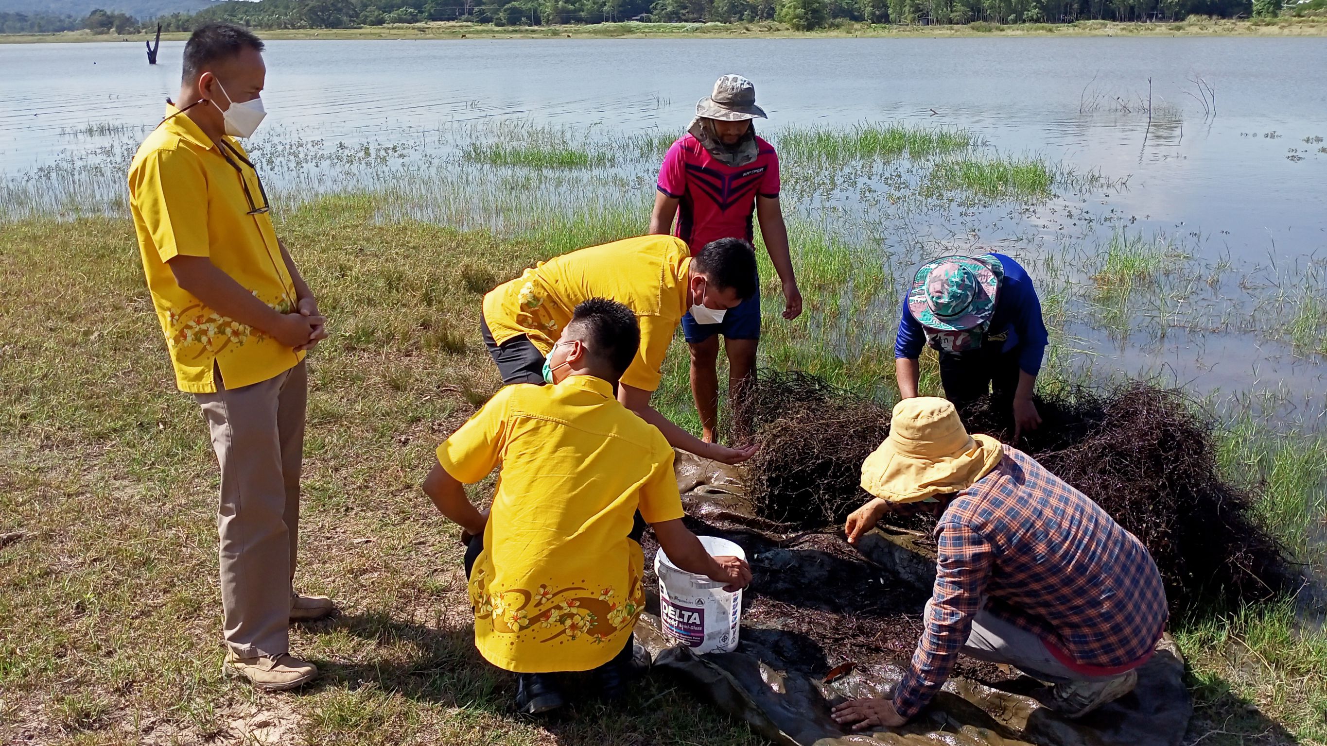 ประมงจังหวัดมุกดาหาร ติดตามเยี่ยมเยือนเกษตรกร..คลิก