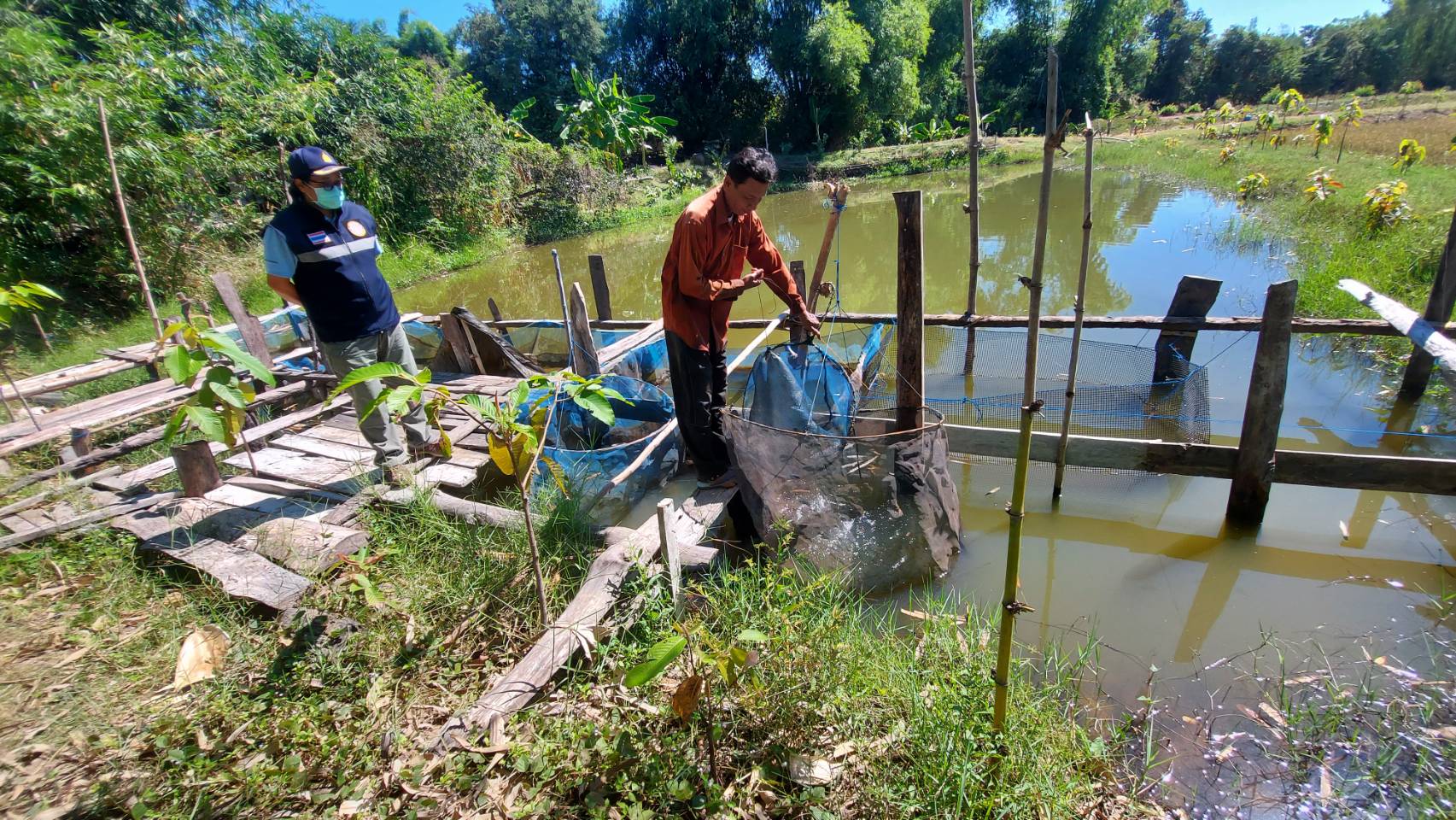 ประมงอำเภอตระการพืชผล ดำเนินงานโครงการศูนย์เรียนรู้การเพิ่มประสิทธิภาพการผลิตสินค้าเกษตร ประจำปีงบประมาณ 2565 ณ ศพก.เครือข่ายด้านการประมง..คลิก