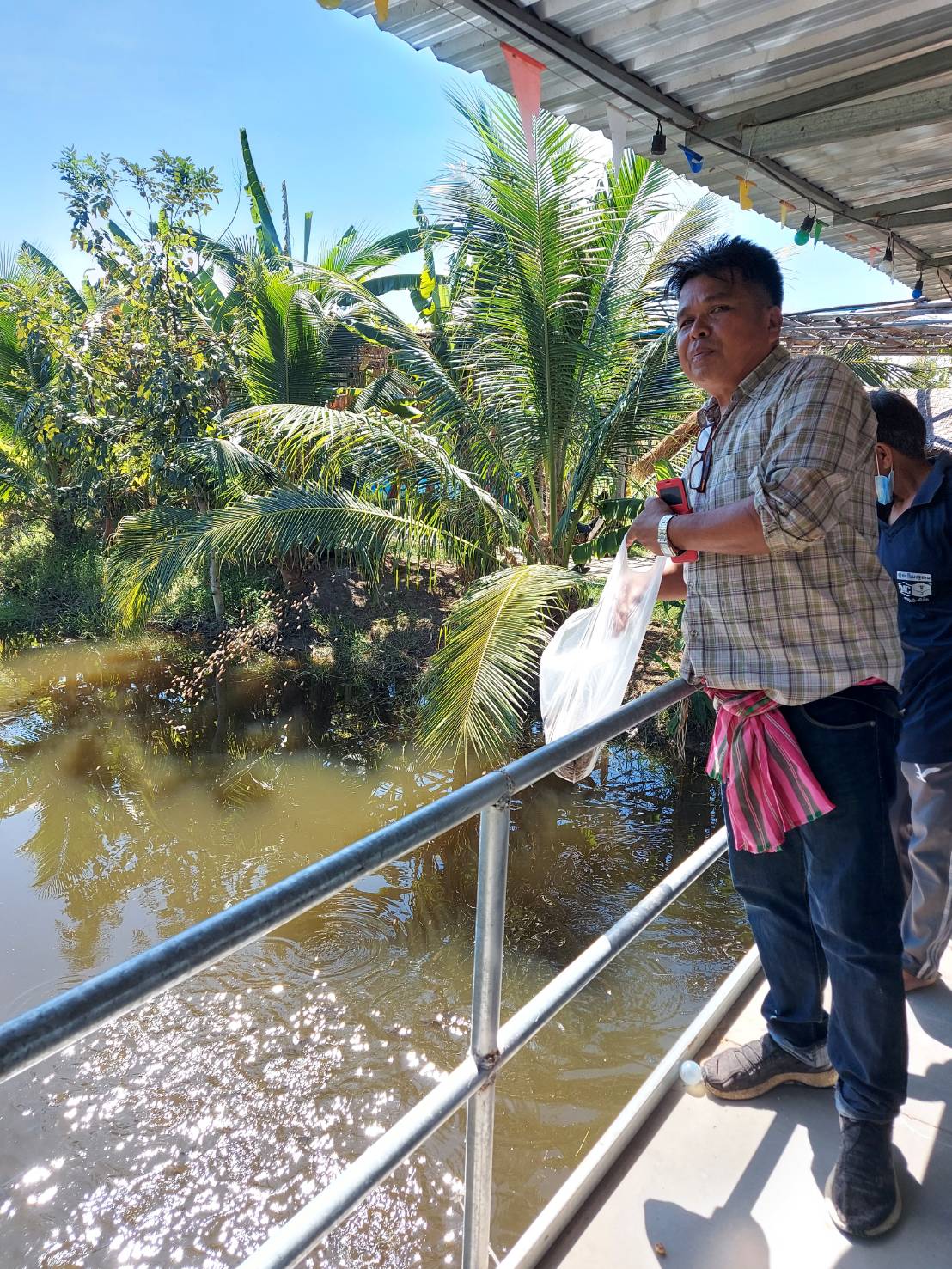 ประมงอำเภอม่วงสามสิบ ออกตรวจเยี่ยมประเมิน ศูนย์เครือข่ายด้านประมงในพื้นที่อำเภอม่วงสามสิบ..คลิก