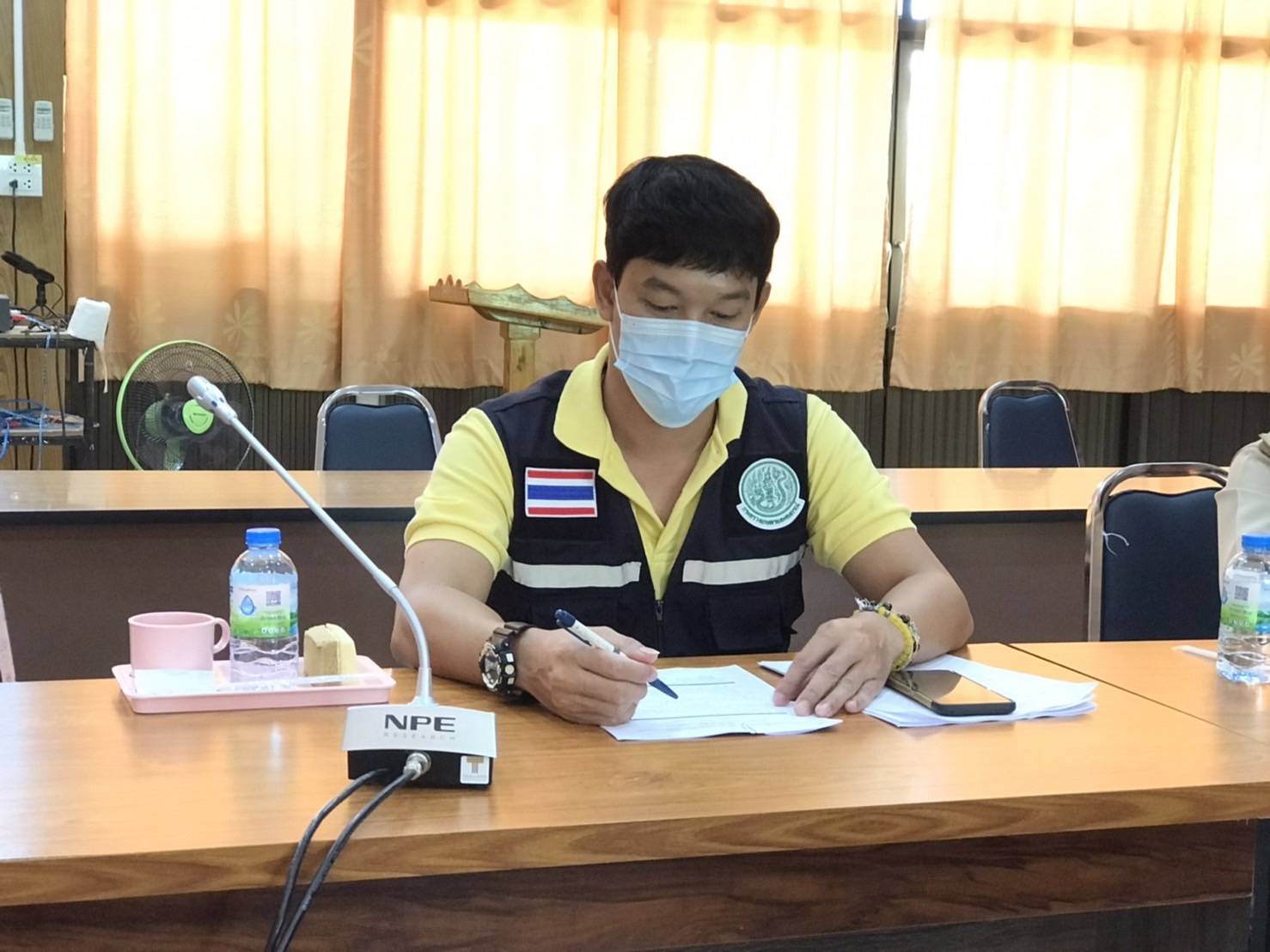 นายกิตติพงษ์ ลีลาศสง่างาม ประมงจังหวัดศรีสะเกษ มอบหมายให้ นายสุพรชัย พนารัตนะโสภณ ประมงอำเภอูสิงห์ เข้าร่วมประชุมโครงการส่งเสริมการพัฒนาวิสาหกิจชุมชน..คลิก