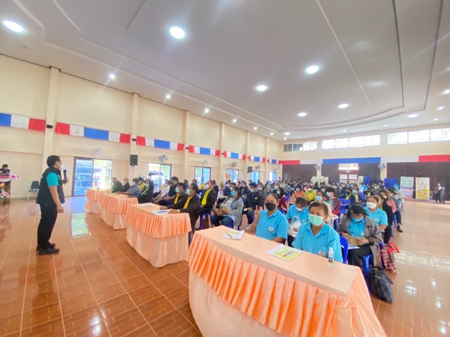 ประมงอำเภอเขื่องใน ร่วมเป็นเกียรติในพิธีเปิดโครงการส่งเสริมการเรียนรู้การปกครองระบอบประชาธิปไตยอันมีพระมหากษัตริย์ทรงเป็นประมุข เพื่อให้นักศึกษาที่เข้าร่วมโครงการมีความรู้ ความเข้าใจ ปลูกจิตสำนึก รู้สิทธิ หน้าที่ เสรีภาพ ความเสมอภาพ และความเป็นพลเมืองที่ดี..คลิก