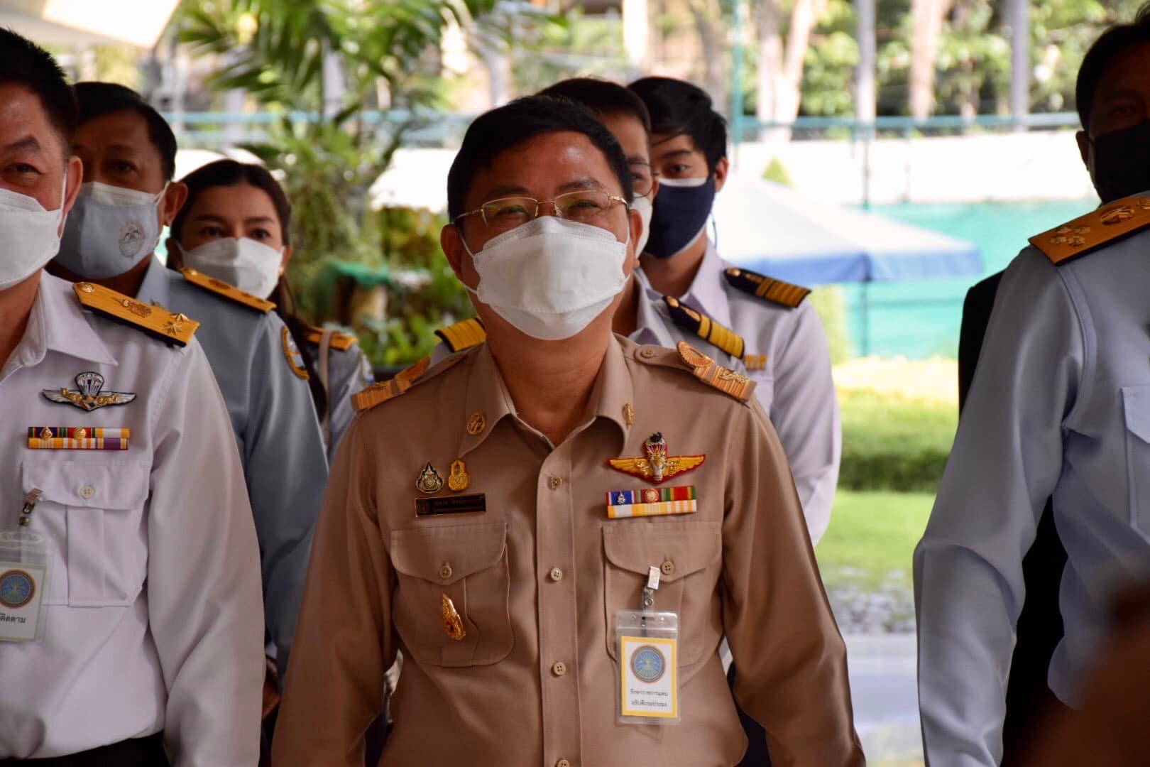 นายสัตวแพทย์สมชวน รัตนมังคลานนท์ ผู้ตรวจราชการกระทรวงเกษตรและสหกรณ์ รักษาราชการแทนอธิบดีกรมประมง พร้อมด้วยดร.ถาวร ทันใจ รองอธิบดีกรมประมงเข้าร่วมการประชุมคณะกรรมการบริหารศูนย์อำนวยการรักษาผลประโยชน์ของชาติทางทะเลและเปิดการปฐมนิเทศกำลังพล ศรชล.ประจำปีงบประมาณ พ.ศ.2564..คลิก