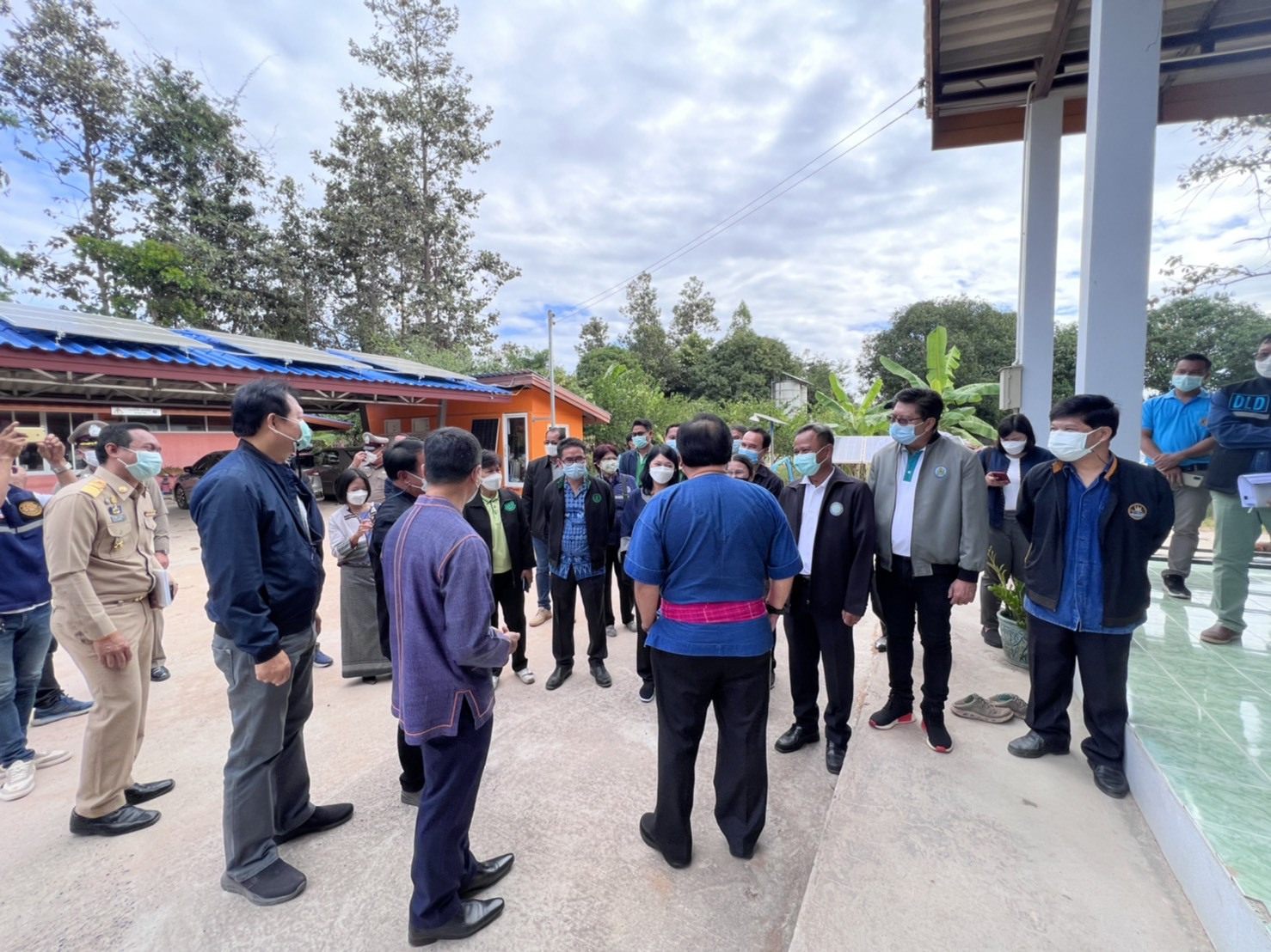 การร่วมให้การต้อนรับนายประภัตร โพธสุธน รัฐมนตรีช่วยว่าการกระทรวงเกษตรและสหกรณ์ และคณะในการตรวจติดตามงานด้านการเกษตรในพื้นที่จังหวัดอุบลราชธานี..คลิก