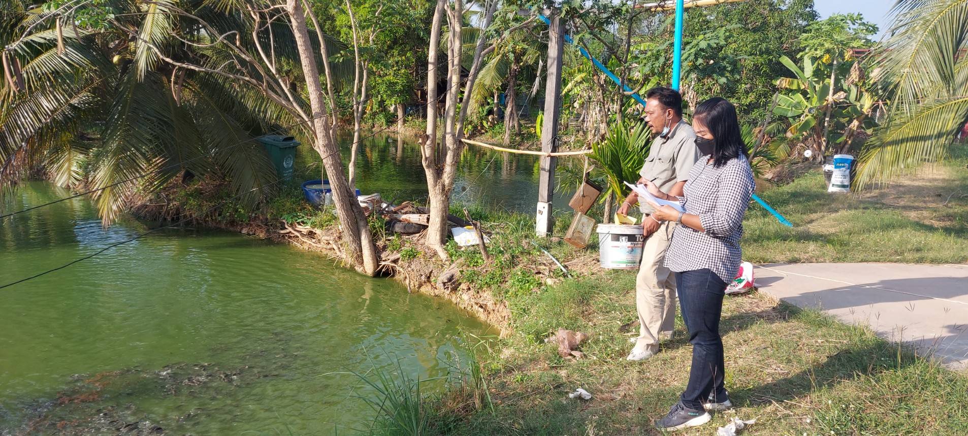 ประมงอำเภอวารินชำราบ  ลงพื้นที่เยี่ยมเยือนฟาร์มเกษตรกรผู้เลี้ยงปลาดุกบิ๊กอุยเชิงพาณิชย์  รายนาย ธนบรรณ  บุญเลิศ ที่ตั้งฟาร์ม 251 ม.8 ต.แสนสุข อ.วารินชำราบ..คลิก