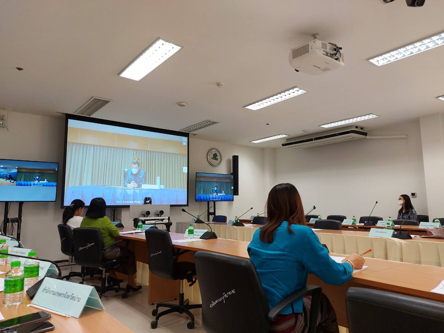 ประมงจังหวัดน่าน มอบหมายให้ หัวหน้ากลุ่มบริหารและยุทธศาสตร์ เข้าร่วมประชุมชี้แจงคู่มือแนวทางปฏิบัติการเสนอโครงพัฒนา และเสริมสร้างความเข้มแข็งของเศรษฐกิจฐานรากปี 2565..คลิก