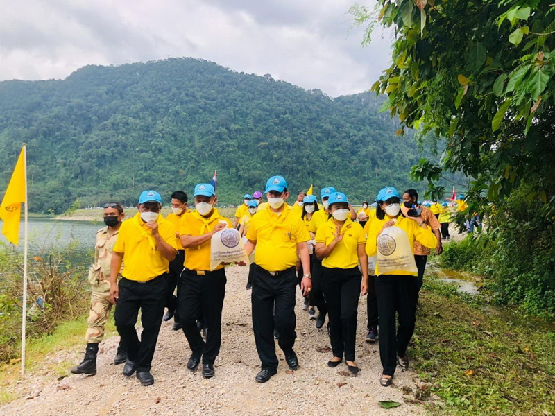 สนับสนุนพันธุ์ปลากินพืช เพื่อปล่อยลงสู่อ่างเก็บน้ำเขาหัวช้าง อำเภอตะโหมด จังหวัดพัทลุง..คลิก
