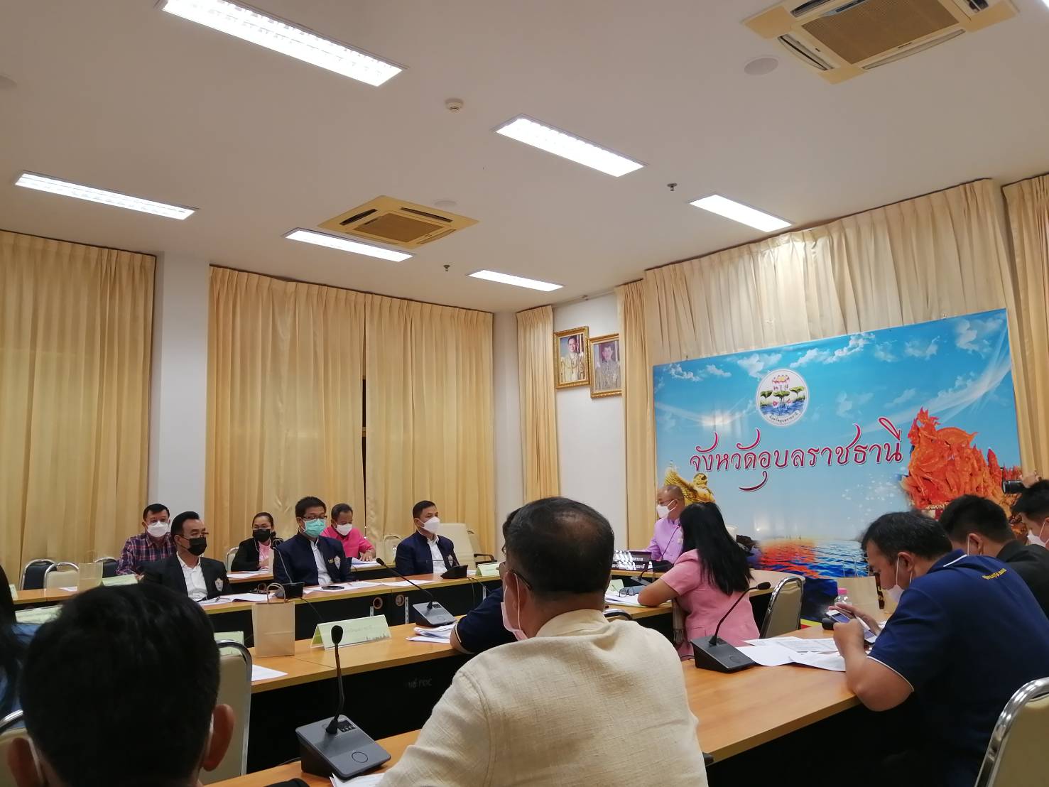 ประมงจังหวัดอุบลราชธานี ร่วมประชุมเตรียมความพร้อมในการเสนอโครงการพัฒนาและเสริมสร้างความเข้มแข็งของเศรษฐกิจฐานราก ปี 2565..คลิก
