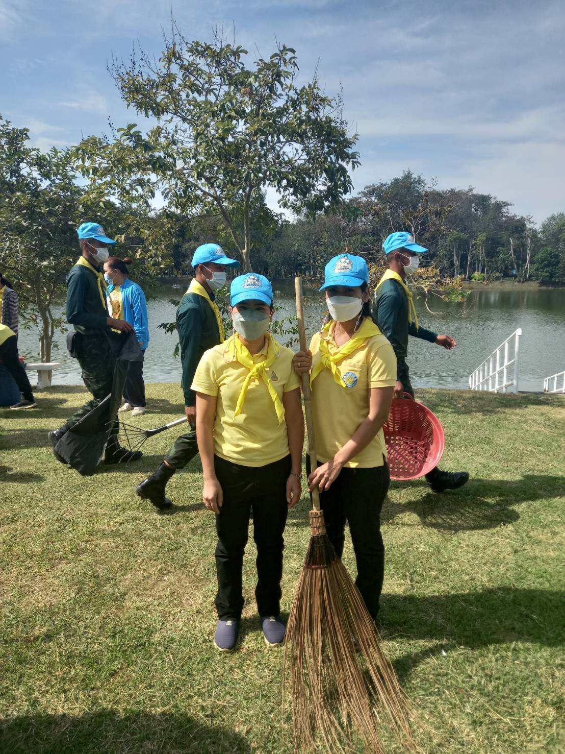 โครงการจิตอาสา เนื่องในวันคล้ายวันพระบรมราชสมภพพระบาทสมเด็จพระบรมชนกาธิเบศร มหาภูมิพลดุลยเดชมหาราช บรมนาถบพิตร..คลิก