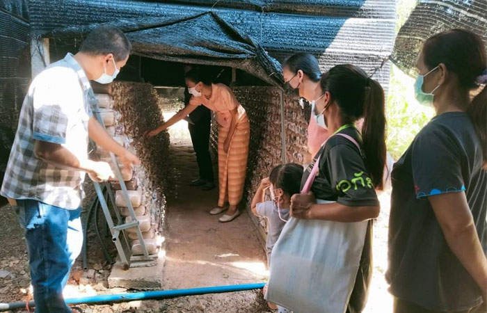 โครงการศูนย์ศึกษาการพัฒนาอันเนื่องมาจากพระราชดำริ ปี 2565 กิจกรรมส่งเสริมและพัฒนาเป็นเกษตรกรต้นแบบ ในจังหวัดที่ตั้งศูนย์ศึกษาฯ..คลิก