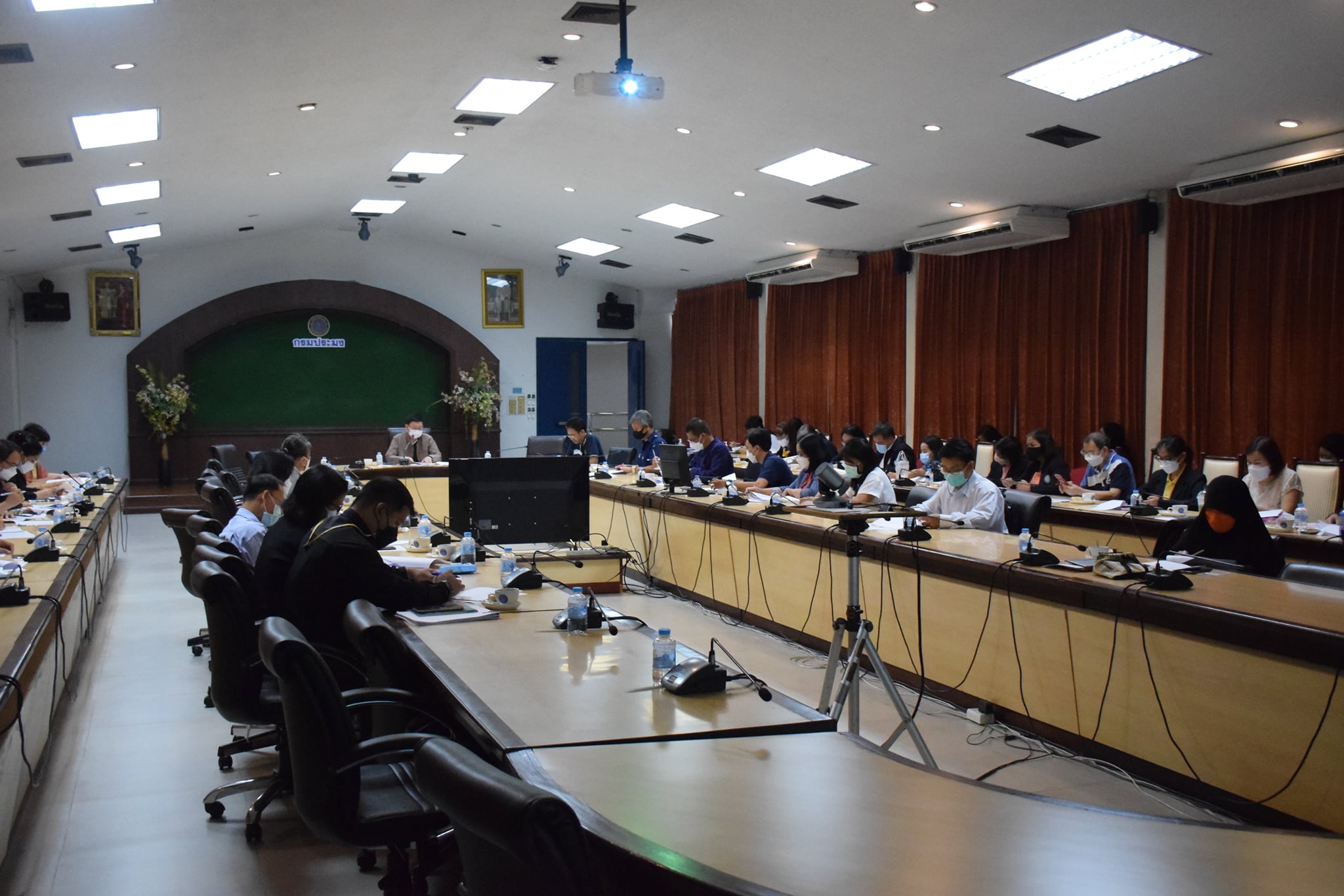 ดร.ถาวร ทันใจ รองอธิบดีกรมประมง เป็นประธานการประชุมคณะอนุกรรมการส่งเสริมและพัฒนาคุณภาพชีวิตคนพิการในสังกัดกรมประมง ครั้งที่ 2/2564..คลิก
