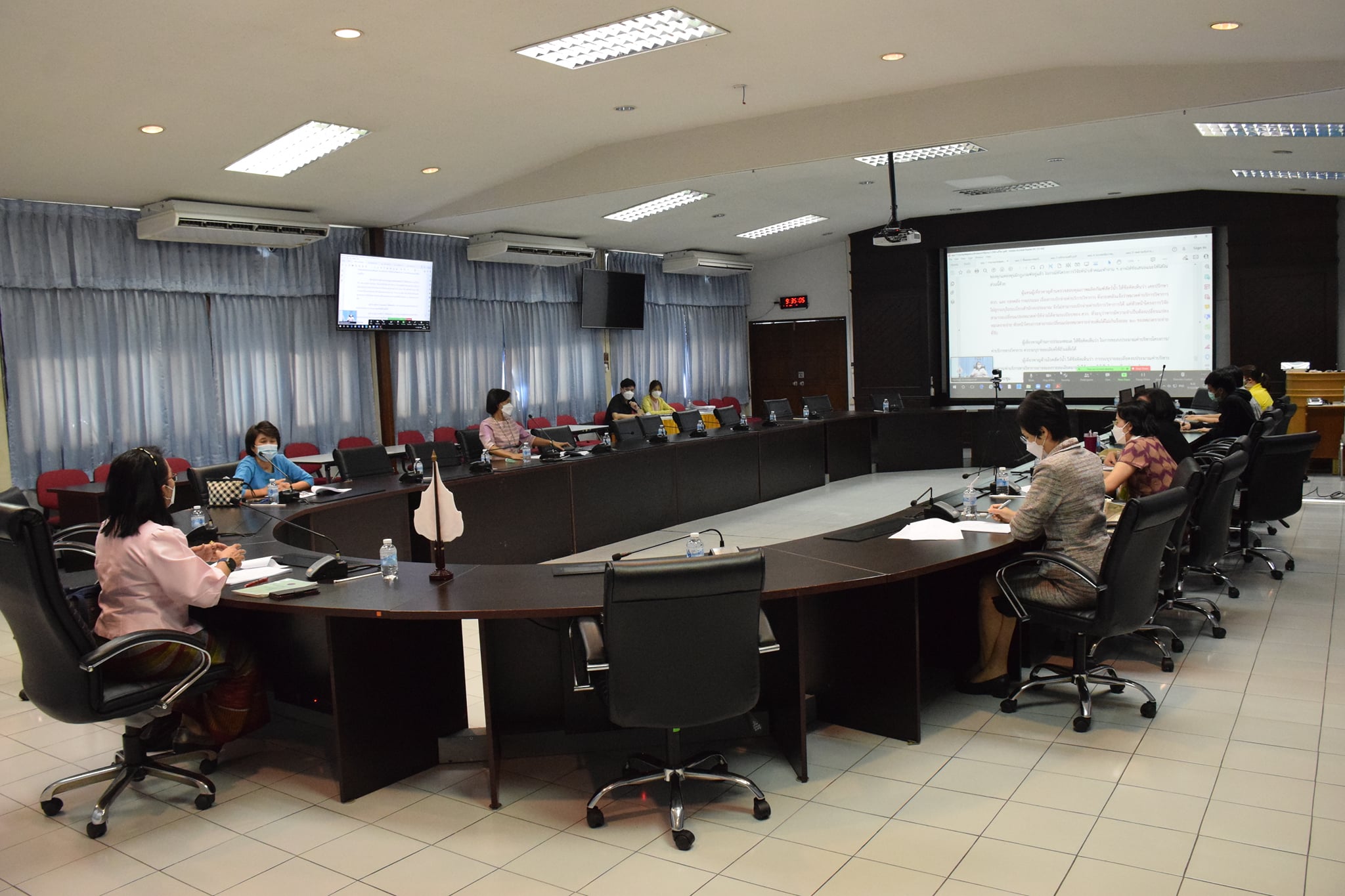 การประชุมคณะทำงานพิจารณาการทำวิจัยร่วมกับหน่วยงานและบุคคลภายนอกกรมประมง ครั้งที่ 2/2565..คลิก