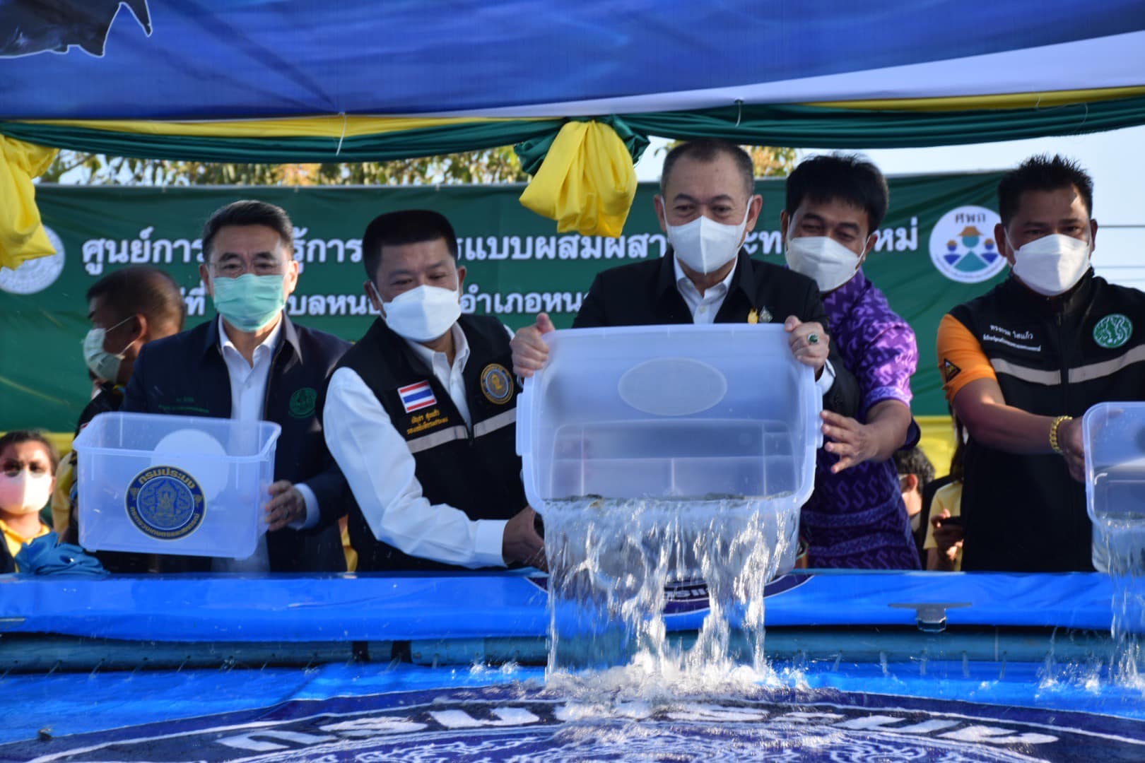 นายบัญชา สุขแก้ว รองอธิบดีกรมประมง ลงพื้นที่จังหวัดสระบุรี พร้อมคณะท่าน ดร.เฉลิมชัย ศรีอ่อน รัฐมนตรีว่าการกระทรวงเกษตรและสหกรณ์..คลิก