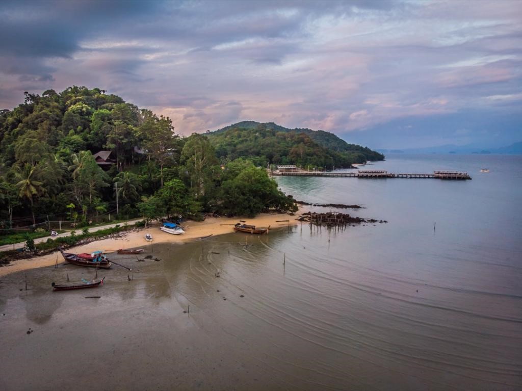 โครงการ Fisherman’s Village Resort บ้านท่าเขา จังหวัดพังงา (Fisherman’s Village Resort)..คลิก