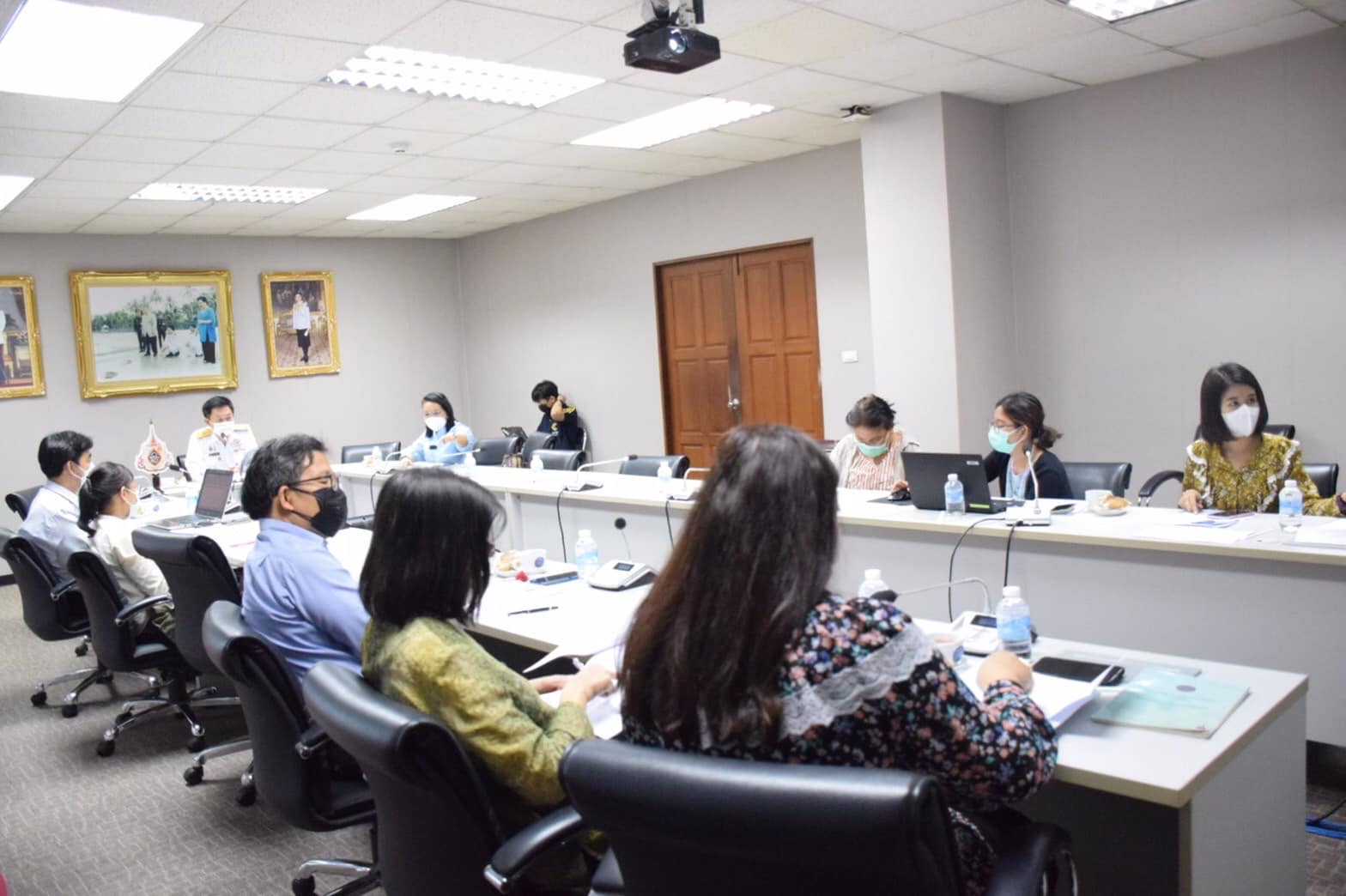 ดร.ถาวร ทันใจ รองอธิบดีกรมประมง เป็นประธานในการประชุมสรุปรายงานผลการเข้าร่วมการประชุม TCAC09 และเตรียมการเพื่อหารือท่าทีสำหรับการประชุม TCAC10..คลิก