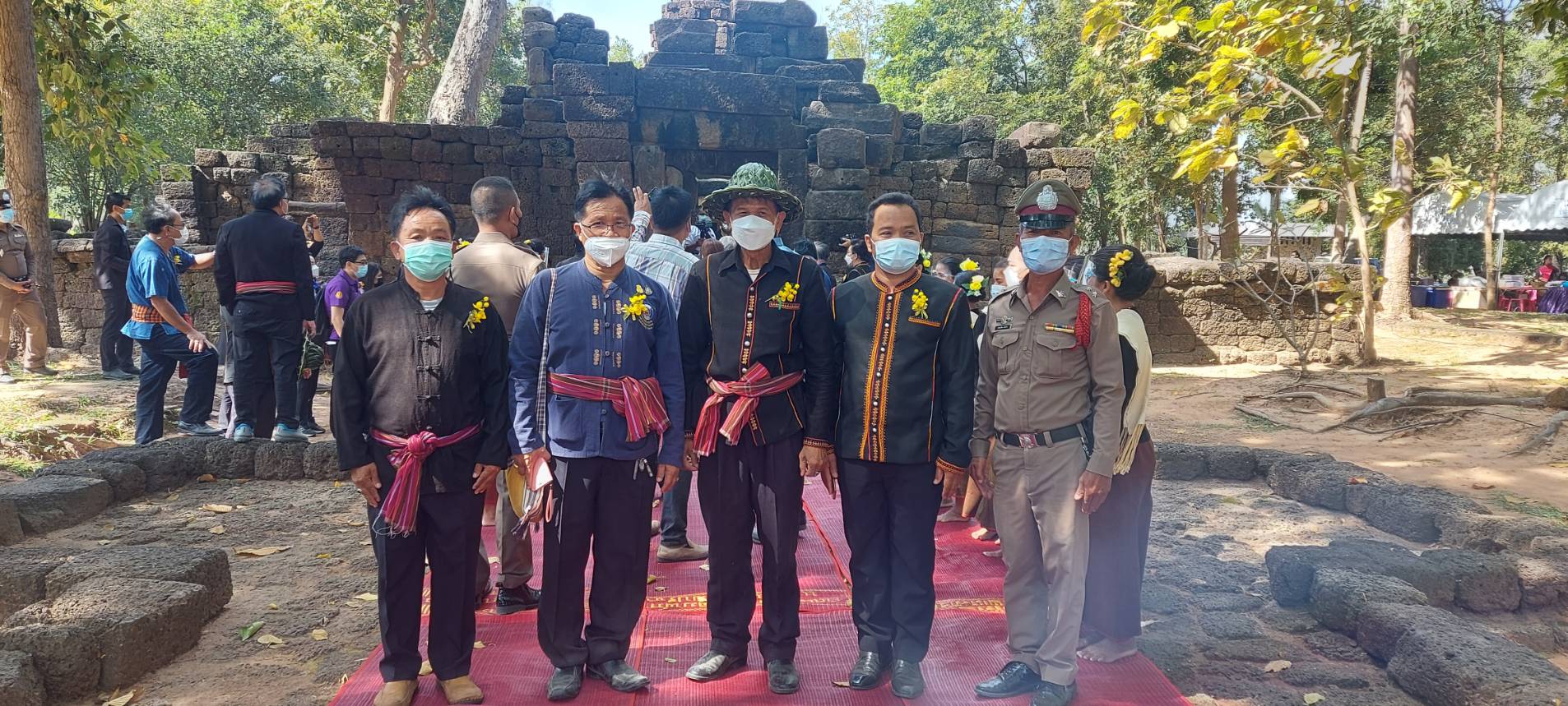นายชาญ คำเรียงศรี ประมงอำเภอปรางค์กู่่ ร่วมต้อนรับคณะฯโครงการวุฒิสภา พบประชาชน เพื่อรับฟังบรรยายสรุปโครงการฟื้นฟูแหล่งน้ำกุดปราทและโครงการพัฒนาพื้นที่ต้นแบบการพัฒนาคุณภาพชีวิตตามหลักทฤษฎีใหม่ประยุกต์สู่โคกหนองหนองนาโมเดล..คลิก