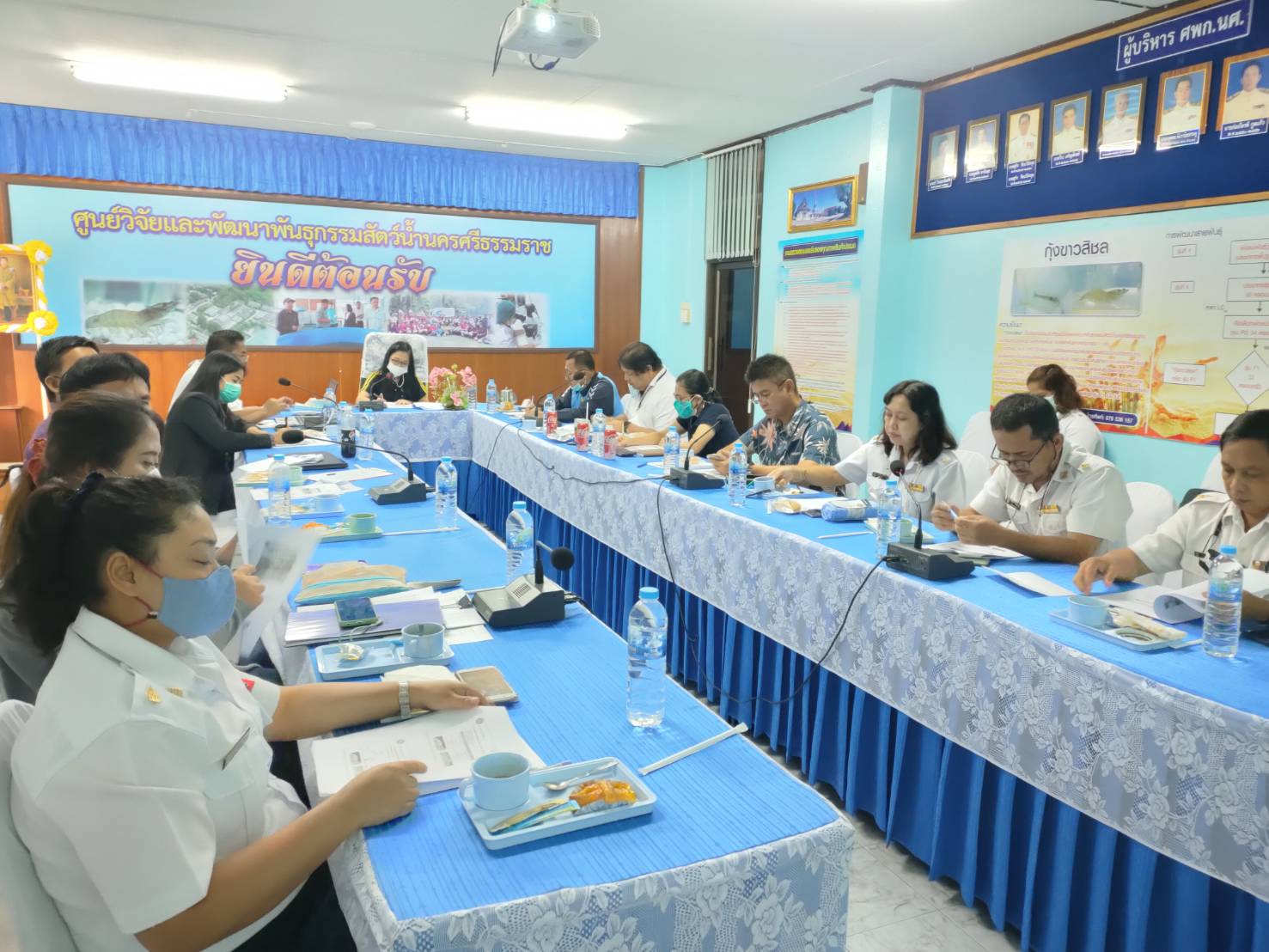 การประชุมหารือการพัฒนาวิธีการผลิตลูกพันธุ์กุ้งขาวสิชล1 ณ ศูนย์วิจัยและพัฒนาพันธุกรรมสัตว์น้ำนครศรีธรรมราช