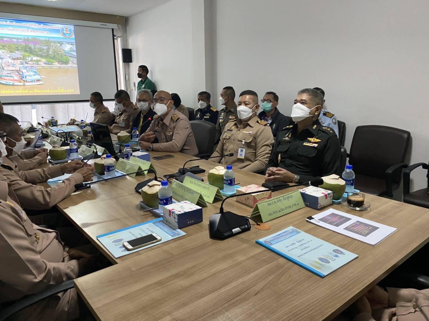 เข้าร่วมประชุมหารือแนวทางปฏิบัติงาน และรับฟังการบรรยายผลการปฏิบัติงานฯ..คลิก