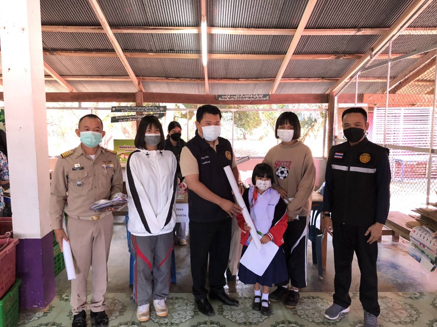 ร่วมให้บริการเกษตรกรประมงเคลื่อนที่ ตามโครงการ 