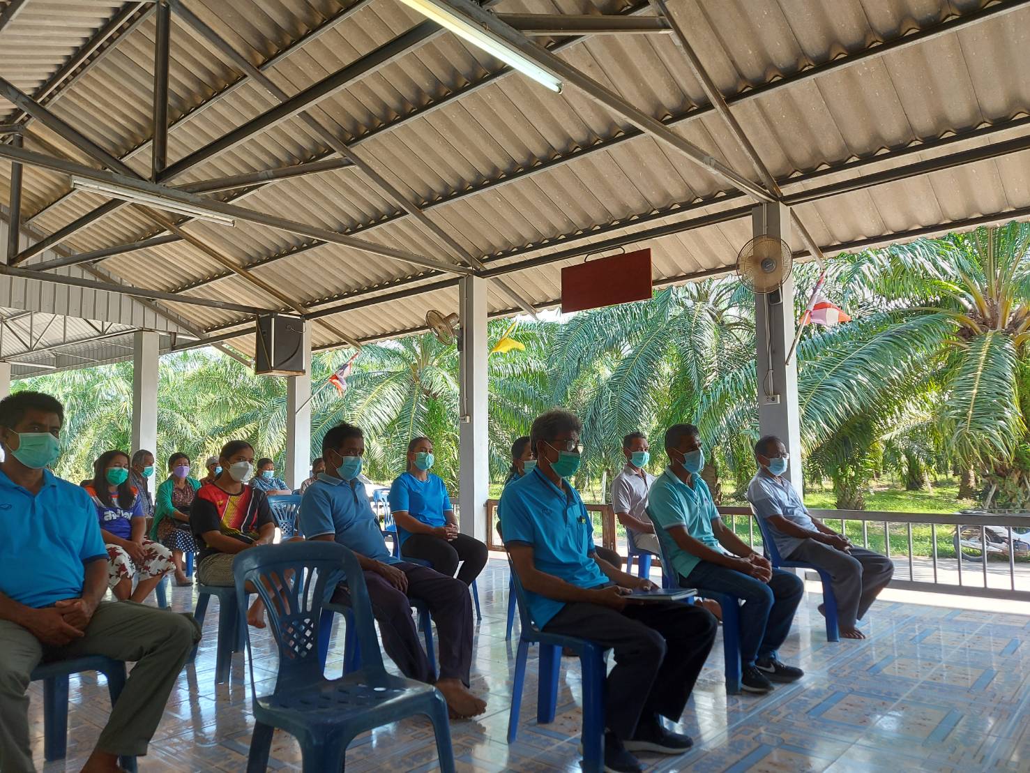 ร่วมชี้แจงโครงการพัฒนาอาชีพและส่งเสริมความเข้มแข็งของชุมชนประมง (กิจกรรมพัฒนาอาชีพชุมชนประมง)..คลิก