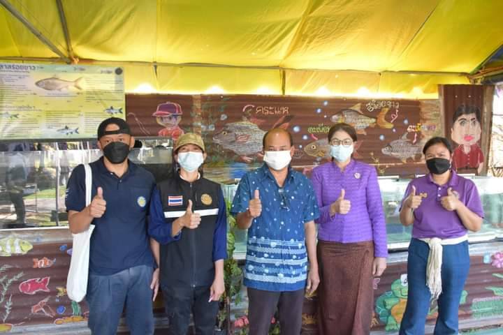จัดการประกวดปลาสร้อยขาวใหญ่ และการประกวดปลาส้ม  ปลาสร้อยขาว