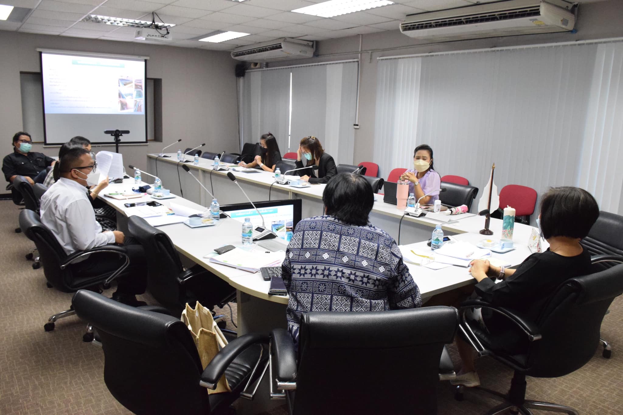 การประชุมหารือเรื่องการควบคุมการนำเข้าม้าน้ำ..คลิก