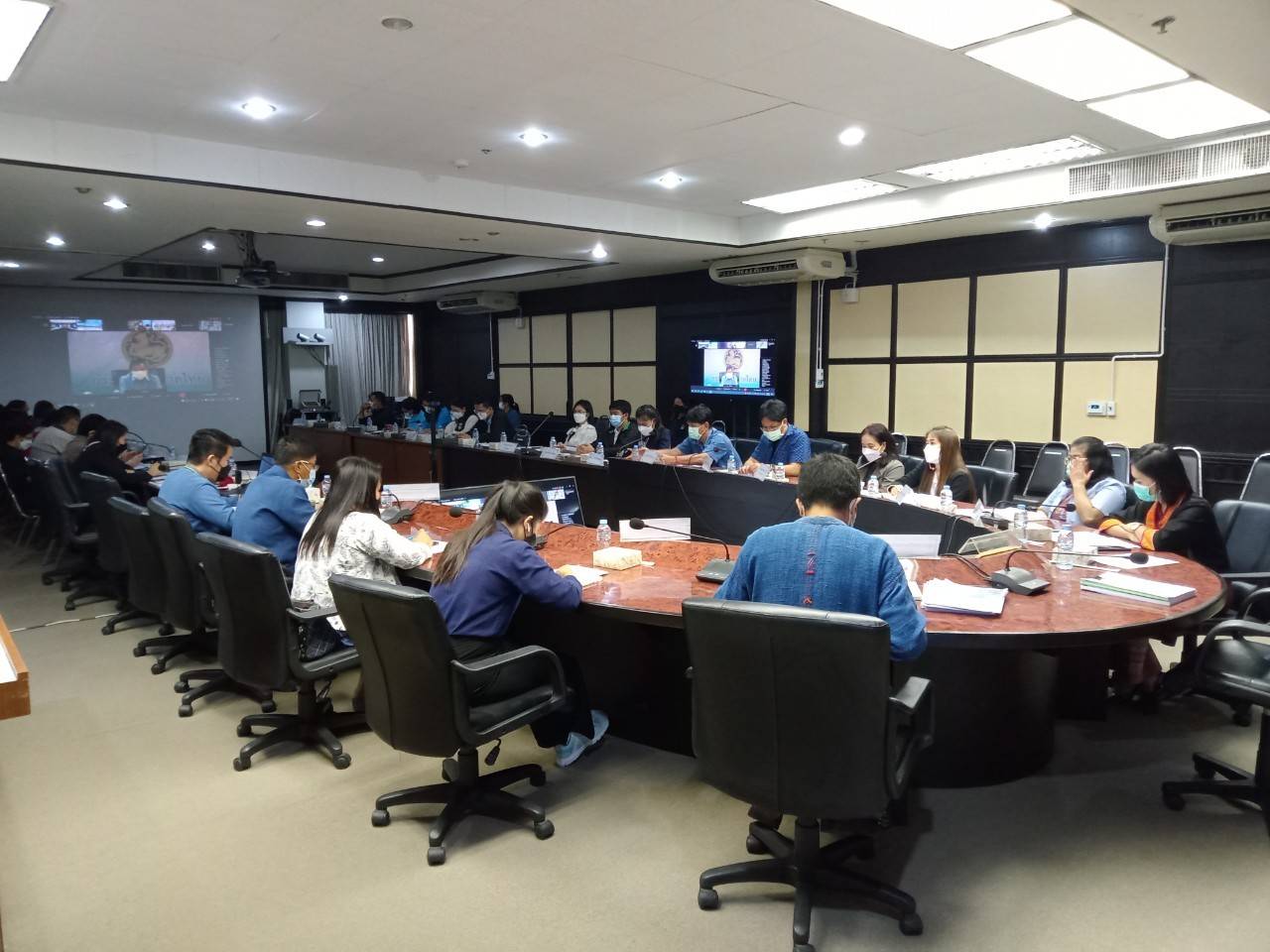 ร่วมการประชุมเชิงปฏิบัติการเพื่อระดมความคิดเห็นและแลกเปลี่ยนเรียนรู้แนวปฏิบัติที่ดี (Best Practice) ทั้งในและต่างประเทศ..คลิก