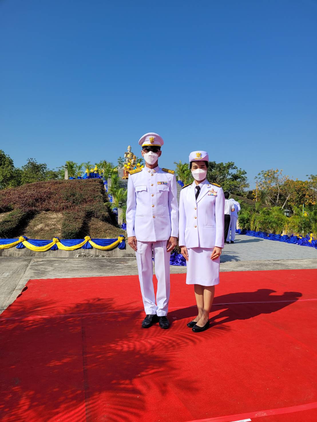 นายกิตติพงษ์ ลีลาศสง่างาม ประมงจังหวัดศรีสะเกษ มอบหมายให้ นายธนดล นวลจันทร์ หัวหน้ากลุ่มพัฒนาและส่งเสริมอาชีพประมง นางสาวชุติพร ฟูปิง หัวหน้ากลุ่มบริหารและยุทธศาสตร์ และนางสาวขจีรัตน์ อินทา เจ้าพนักงานธุรการร่วมพิธีถวายราชสักการะเนื่องในวันพ่อขุนรามคำแหงมหาราช..คลิก
